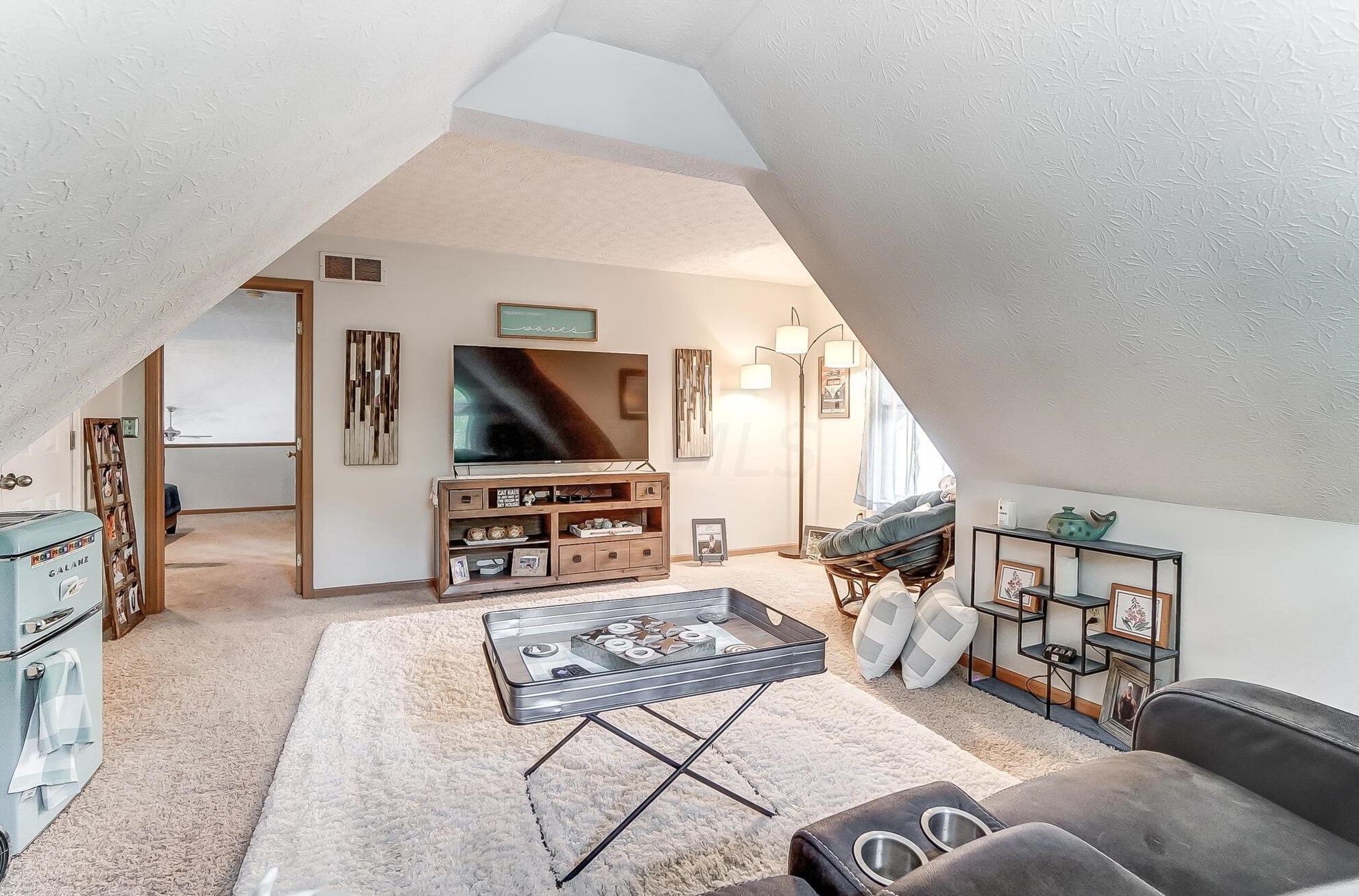 410 Woodside Mdw Pl, Columbus OH 43230-7031 exterior