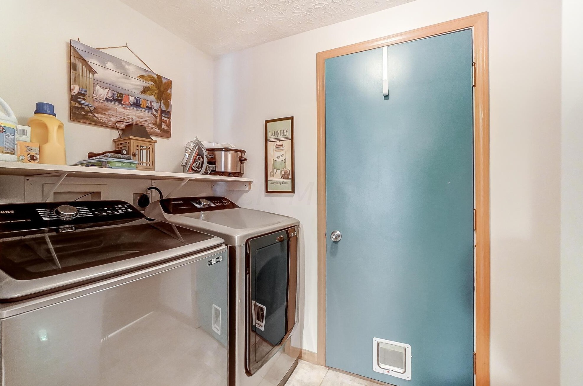 410 Woodside Mdw Pl, Columbus OH 43230-7031 exterior