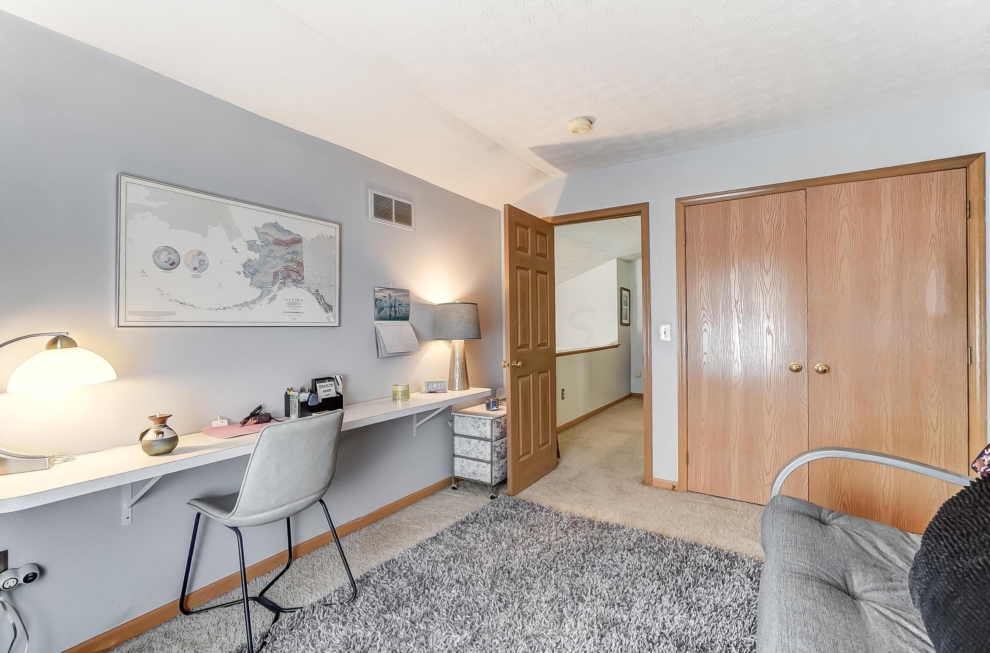 410 Woodside Mdw Pl, Columbus OH 43230-7031 exterior