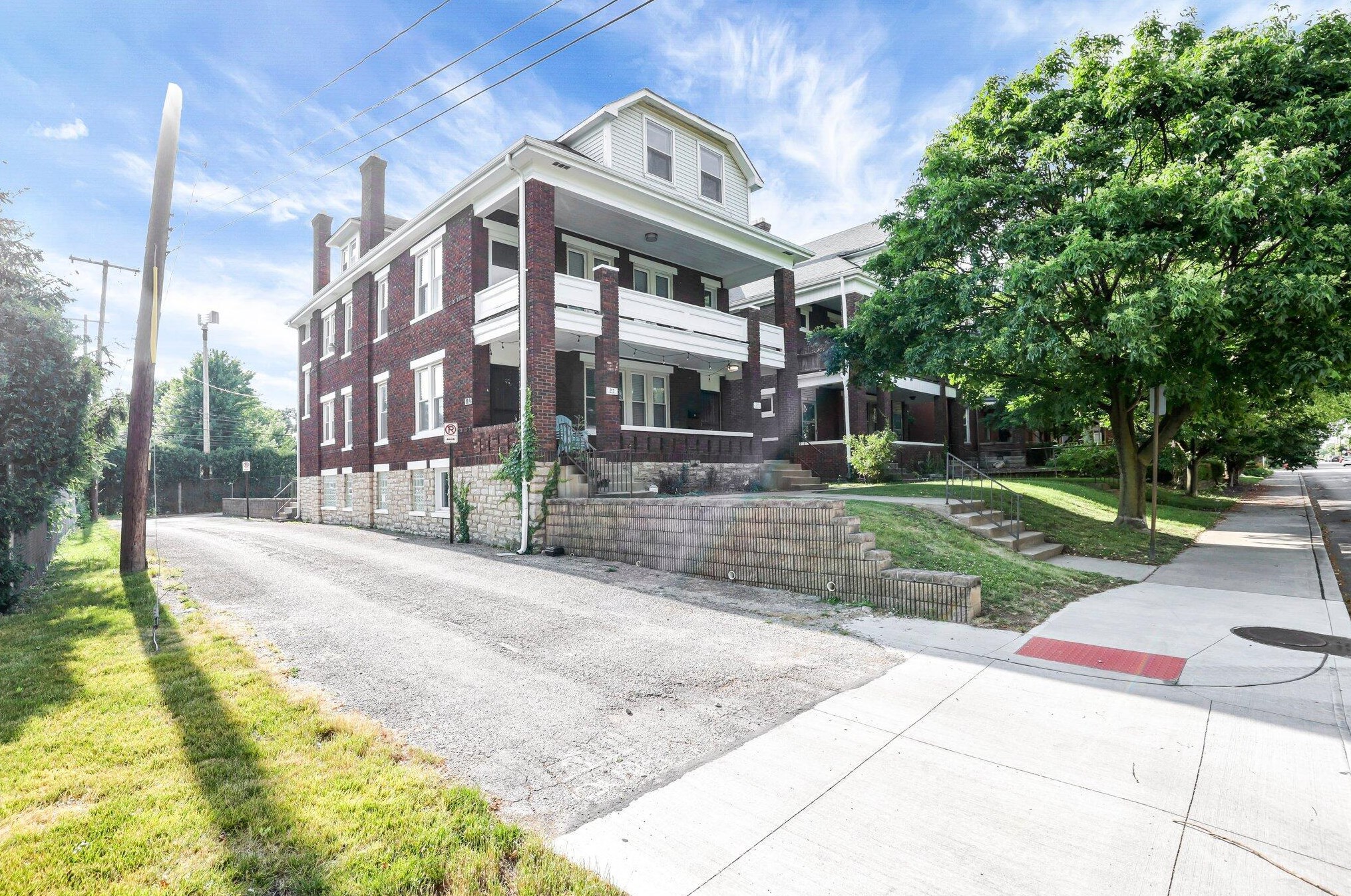 29 Winner Ave, Columbus OH  43203-1955 exterior