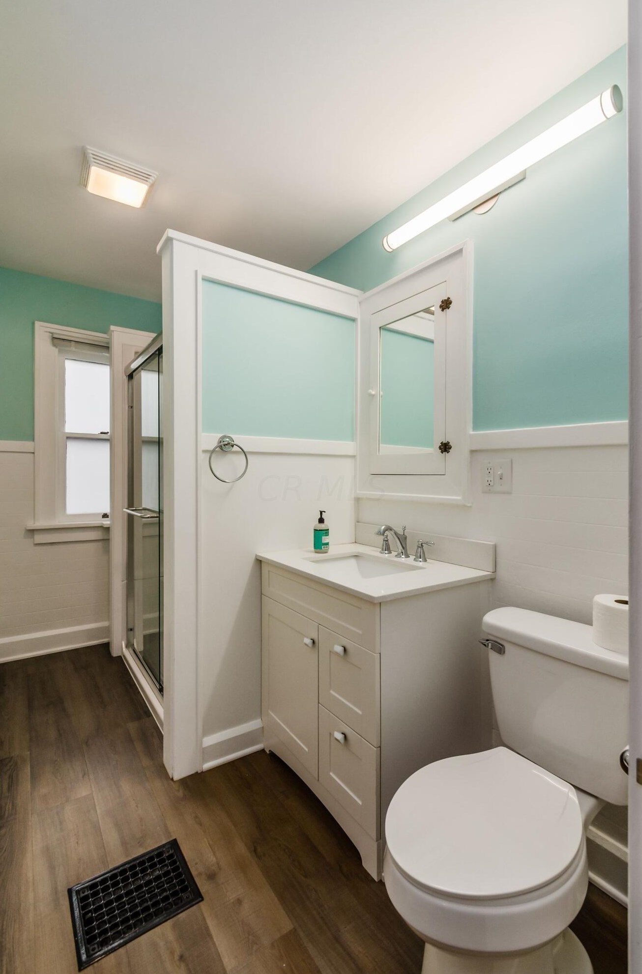 154 Clinton Hts Ave, Columbus OH 43202-1245 exterior