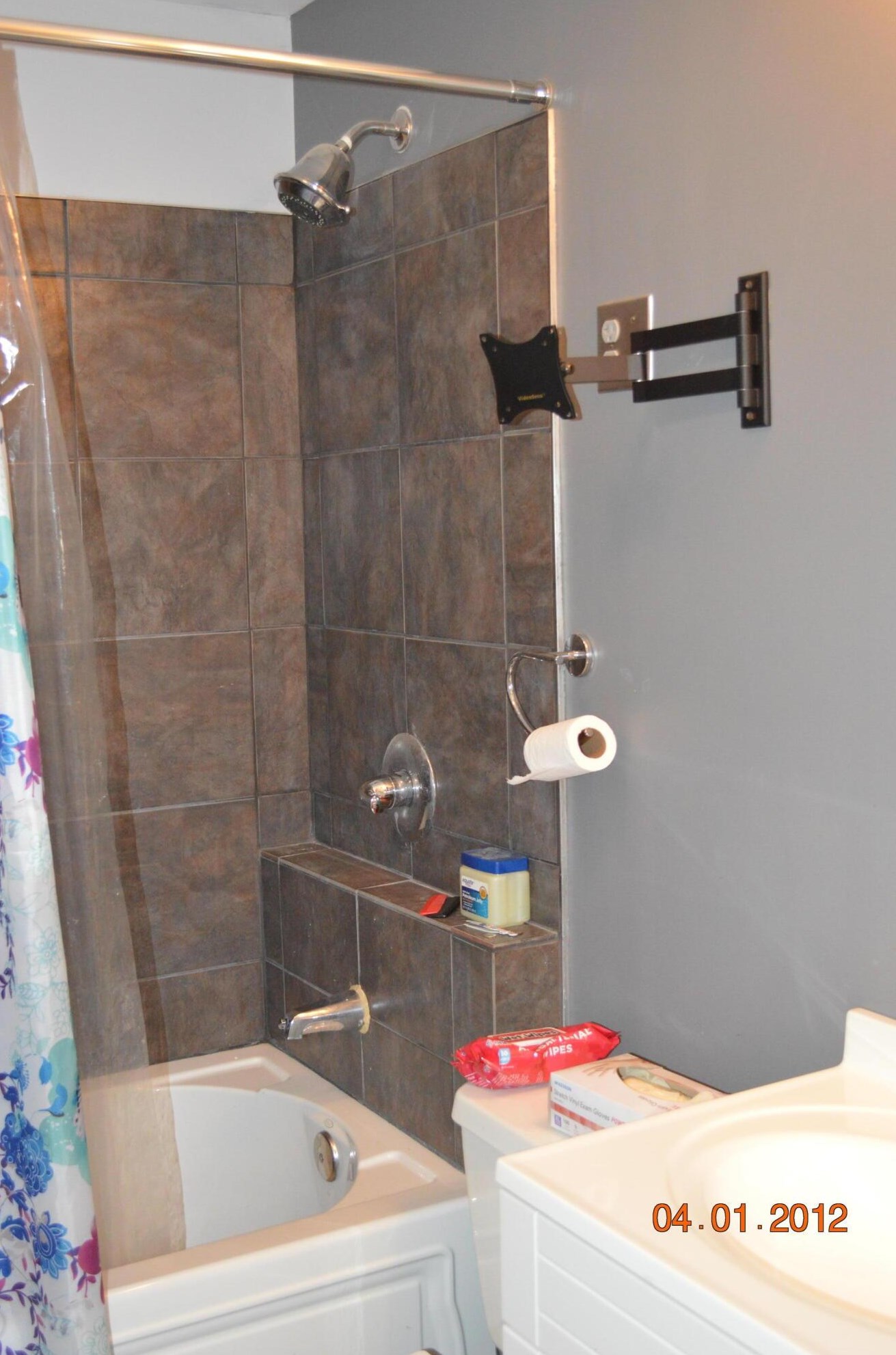 1988 Arden Frst Ln, Columbus OH 43223-2858 exterior