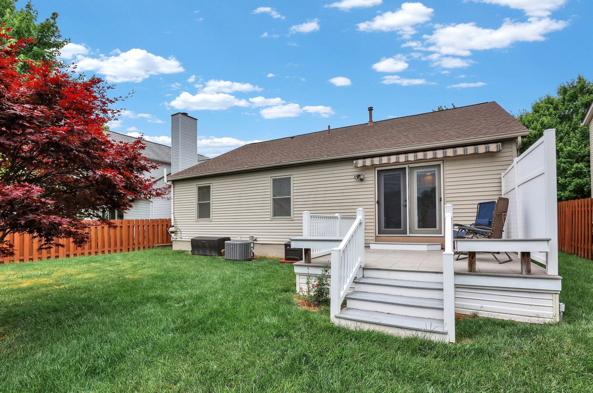 5863 Buechler Bnd, Columbus OH 43228-8802 exterior