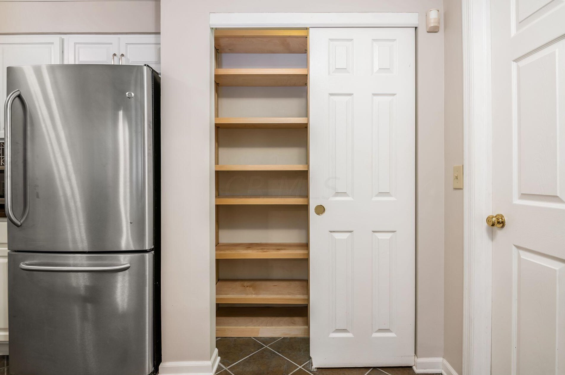 13 Victorian Gate Way, Columbus OH  43215-1682 exterior