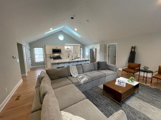 518 Beck St, Columbus OH  43206-1376 exterior