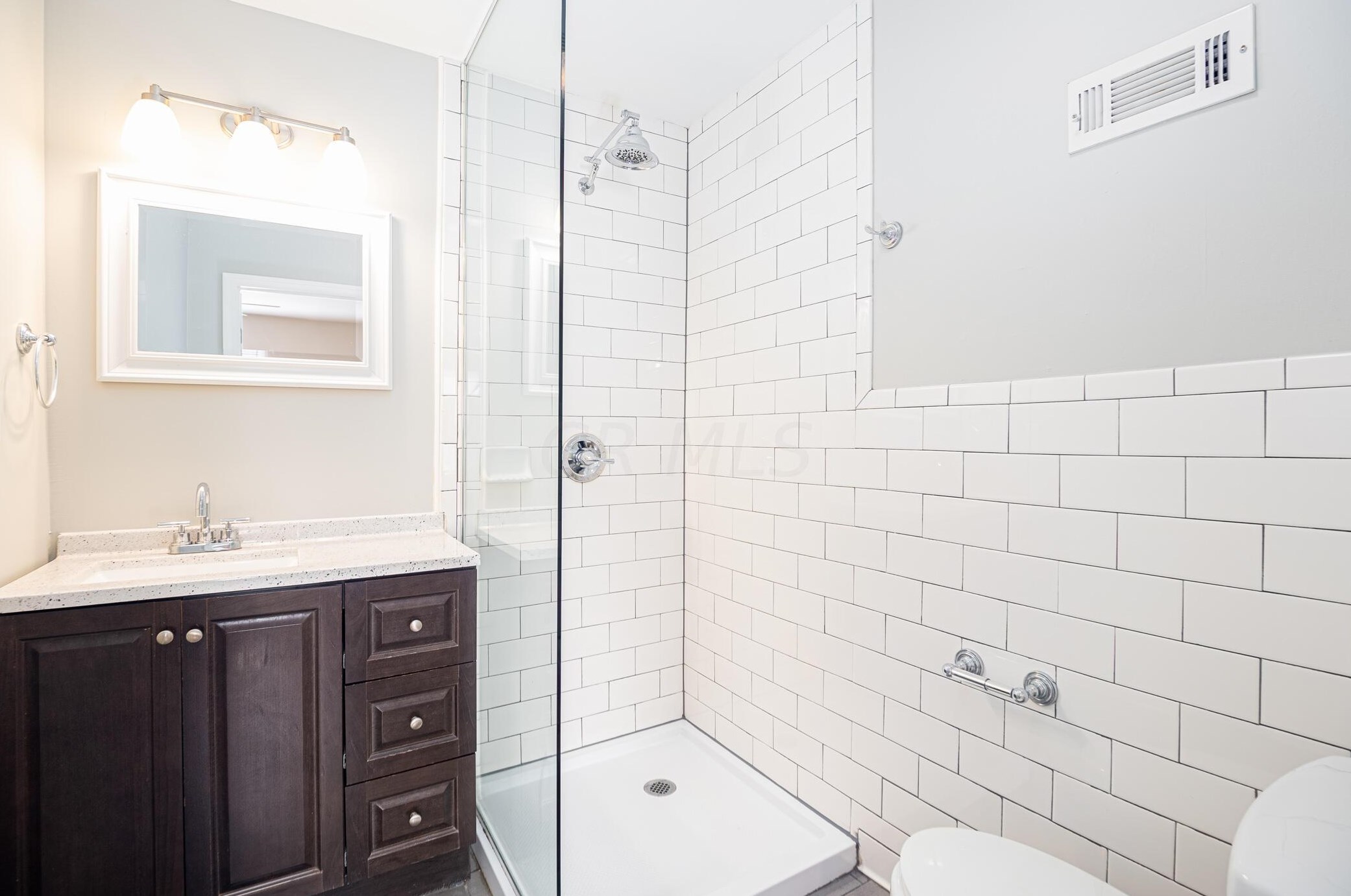 1618 Fulton St, Columbus OH 43205-2527 exterior