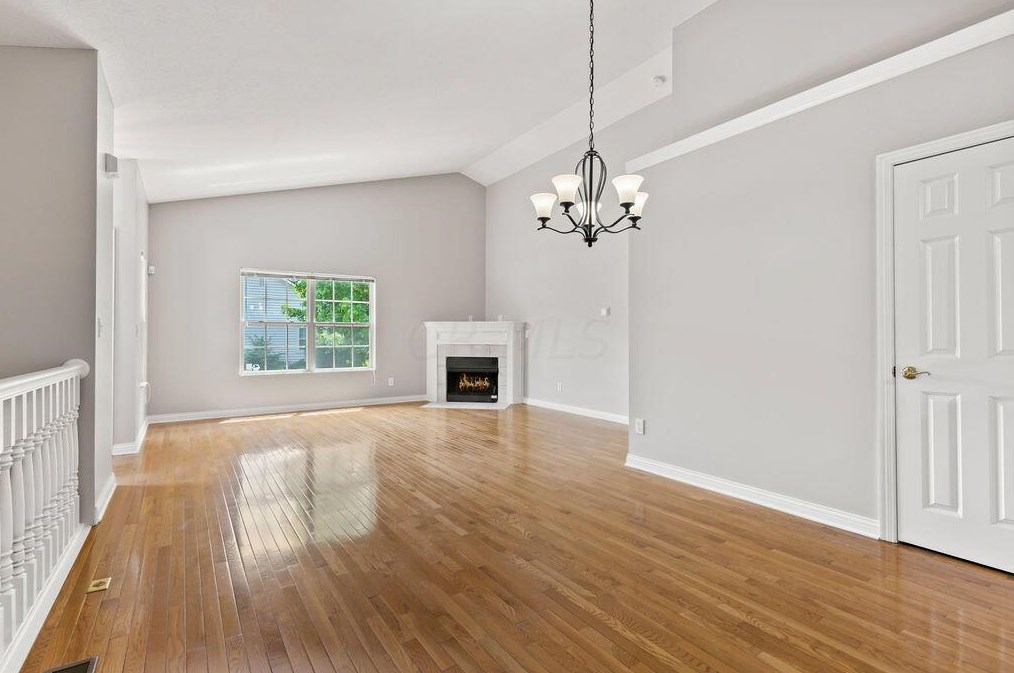 3971 Kensingwood Dr, Columbus OH 43230-8453 exterior