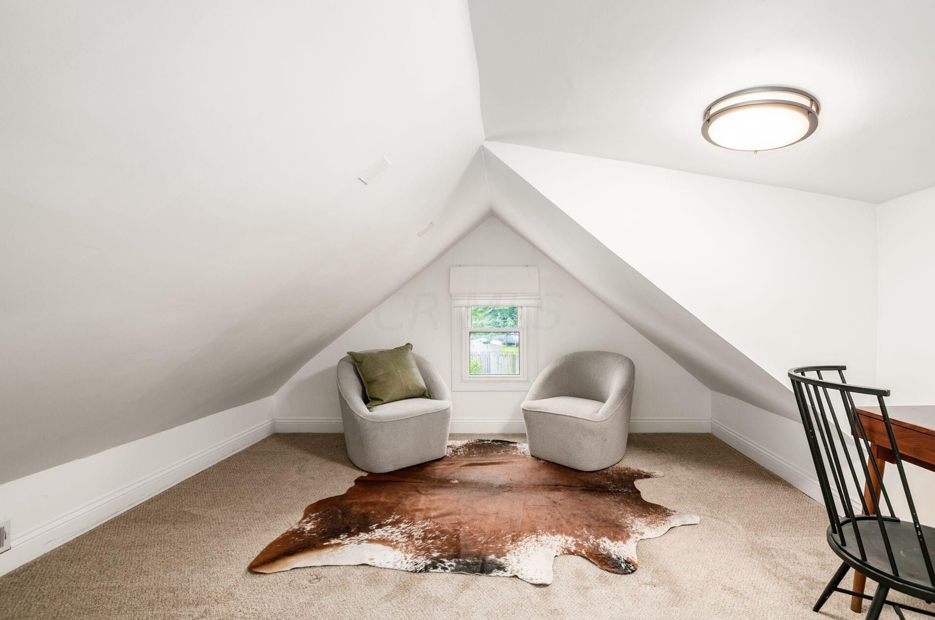 395 Welch Ave, Columbus OH 43207-5703 exterior