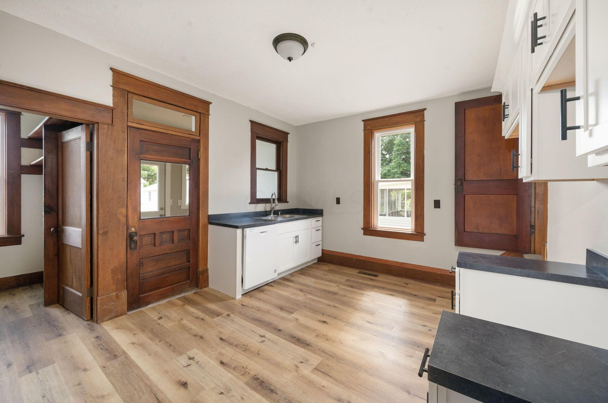 152 Fair Ave, Lancaster OH 43130-2320 exterior