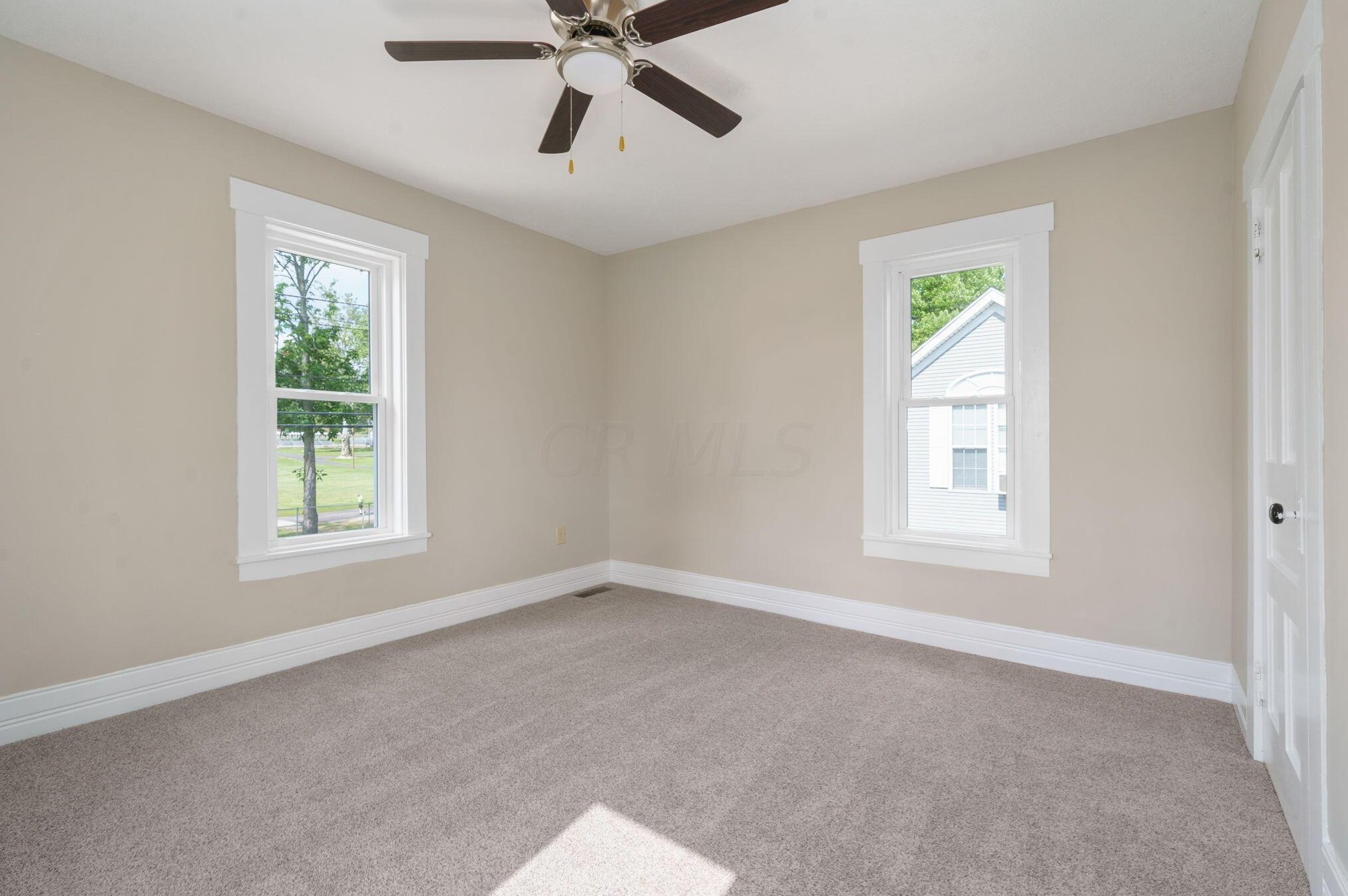 152 Fair Ave, Lancaster OH 43130-2320 exterior