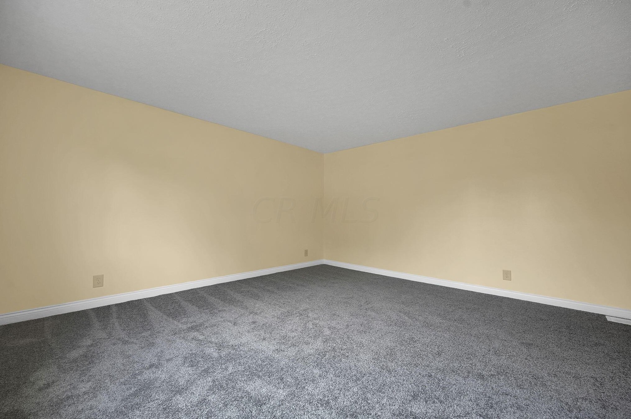 2532 Spaatz Ave, Columbus OH 43204-2866 exterior