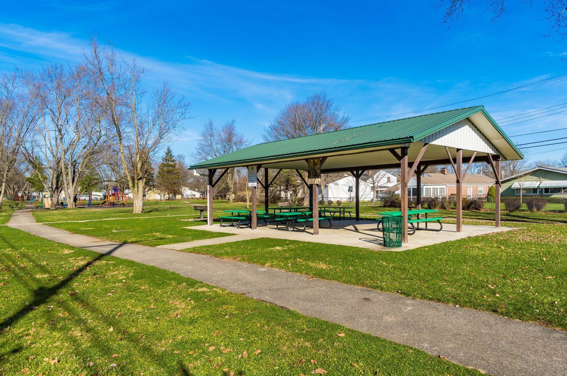 161 Topsfield Rd, Columbus OH 43228-1240 exterior