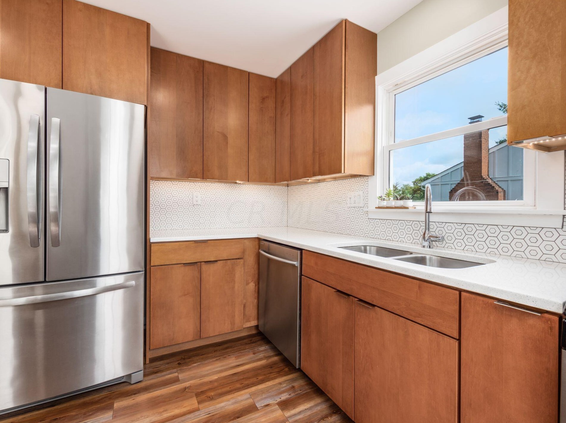 161 Topsfield Rd, Columbus OH 43228-1240 exterior