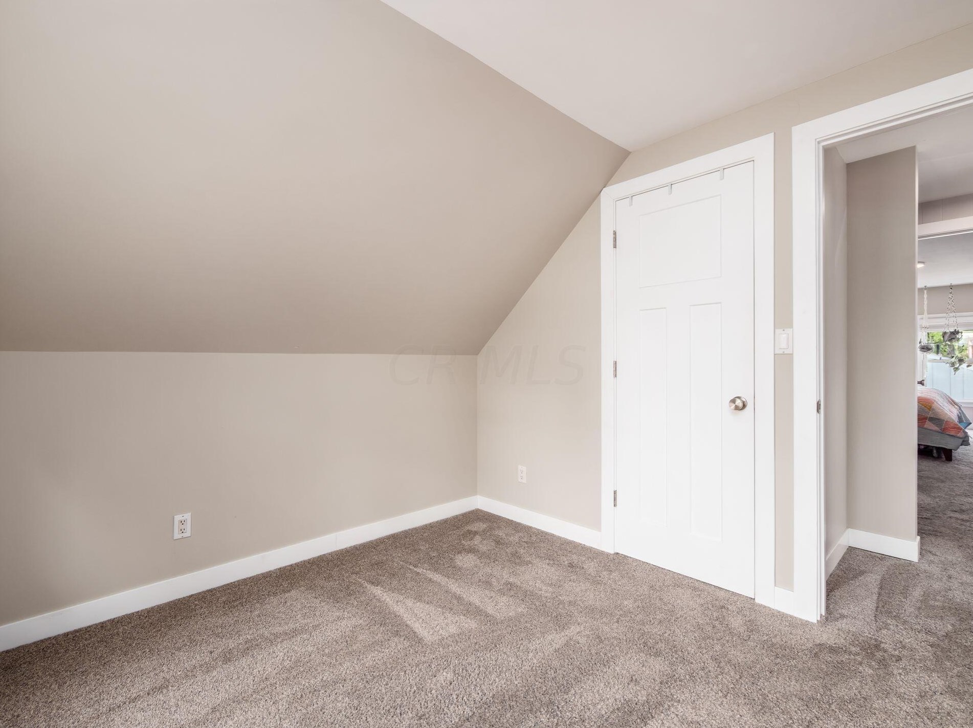 161 Topsfield Rd, Columbus OH 43228-1240 exterior