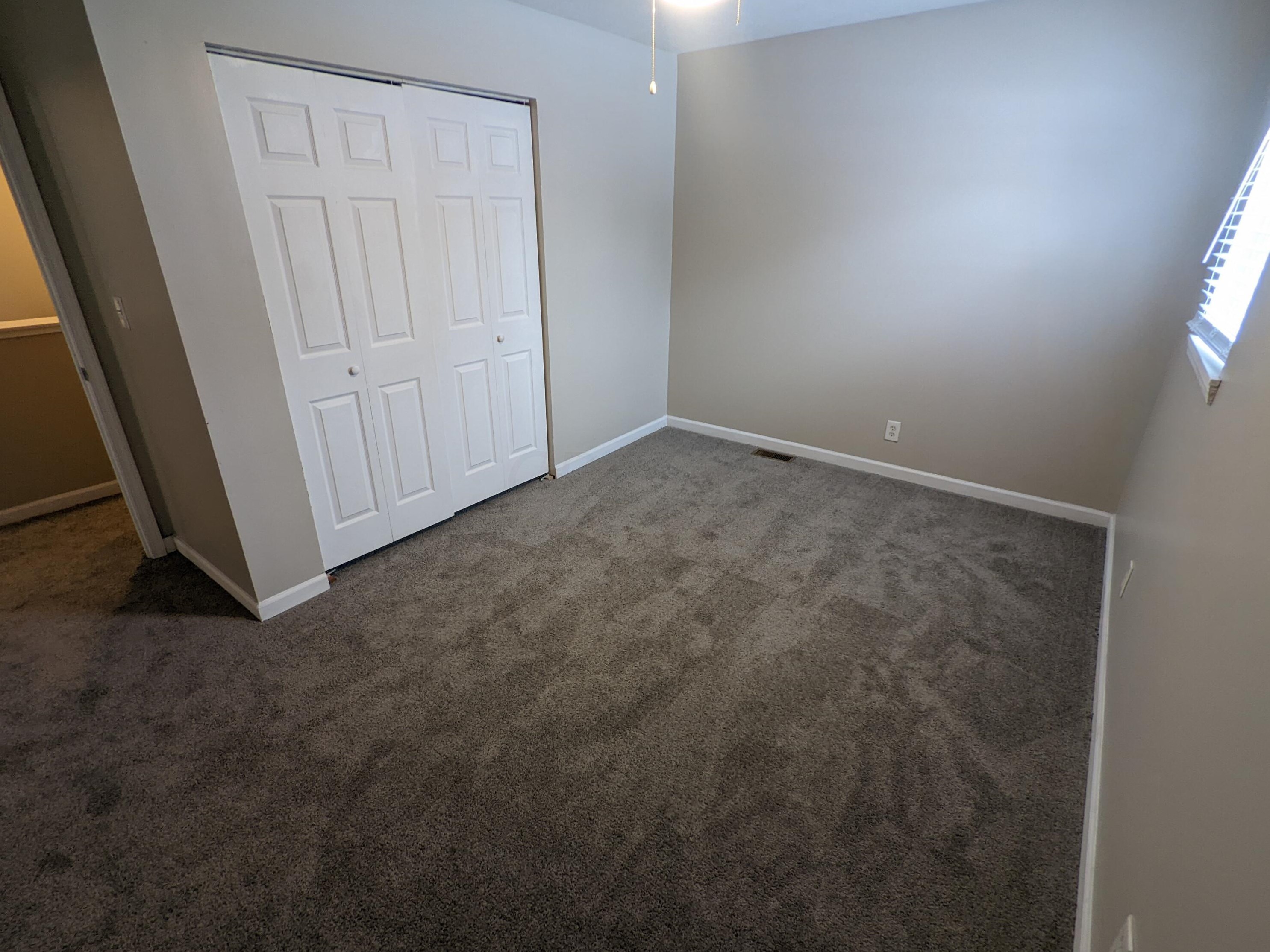 2556 Brooklyn Rd, Columbus OH 43231-5918 exterior