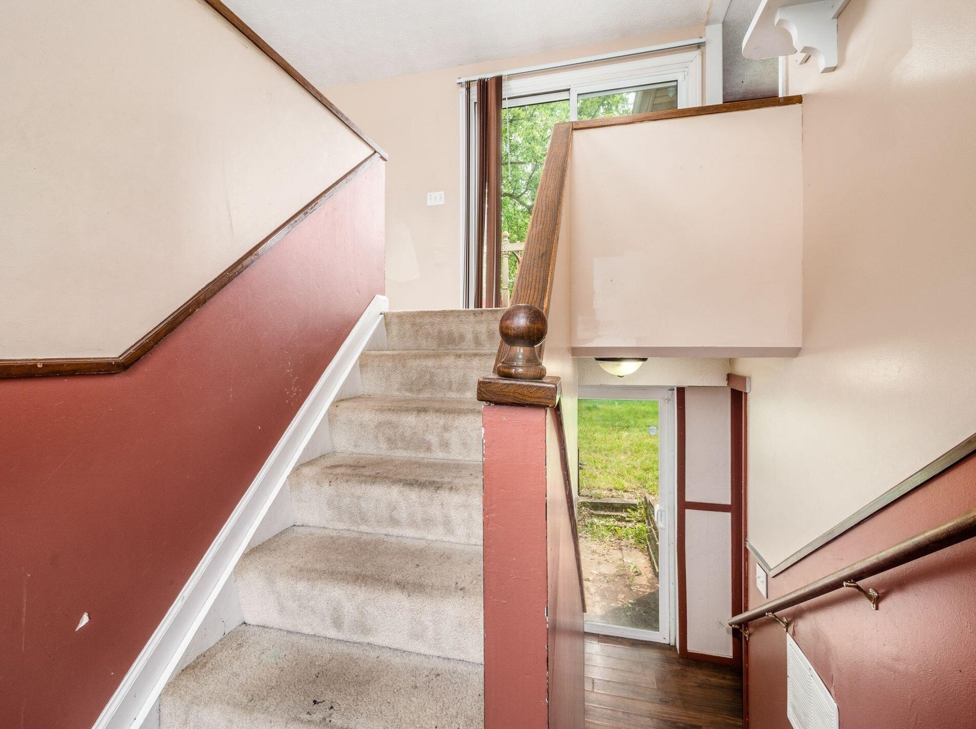 5009 Old Tree Ave, Columbus OH 43228-2234 exterior