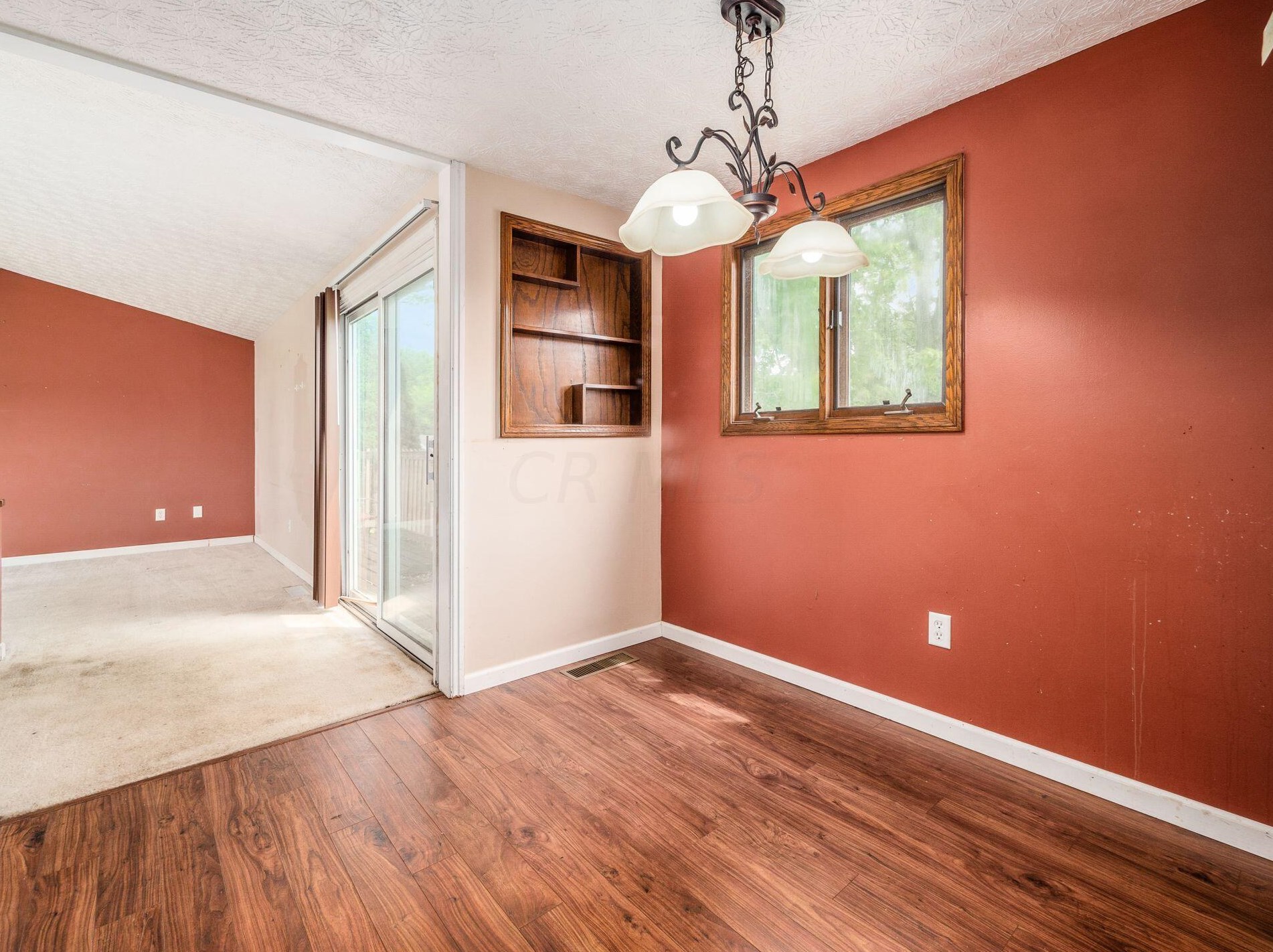 5009 Old Tree Ave, Columbus OH 43228-2234 exterior