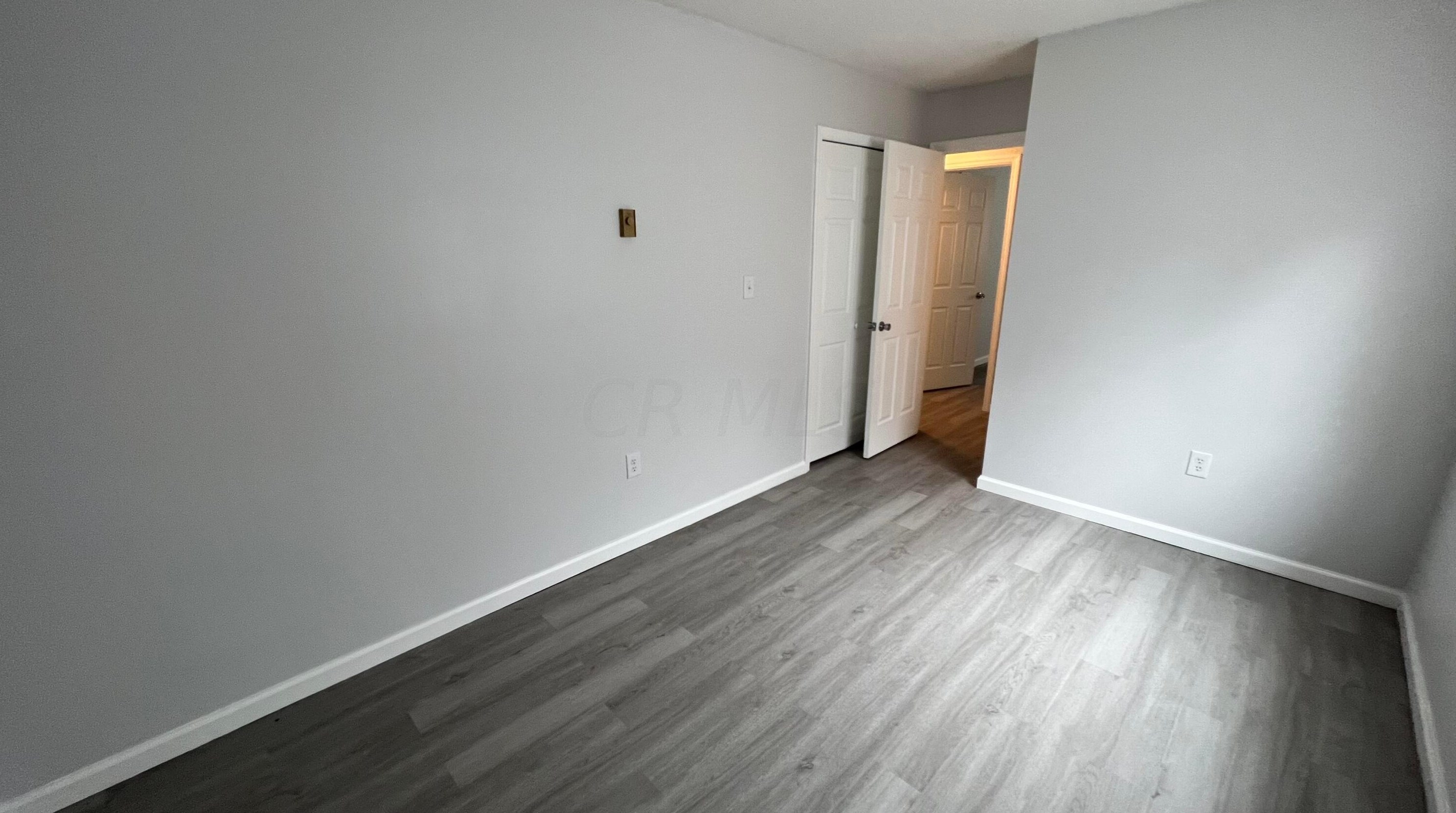 5401 Adderley Ave, Columbus OH  43232-5426 exterior