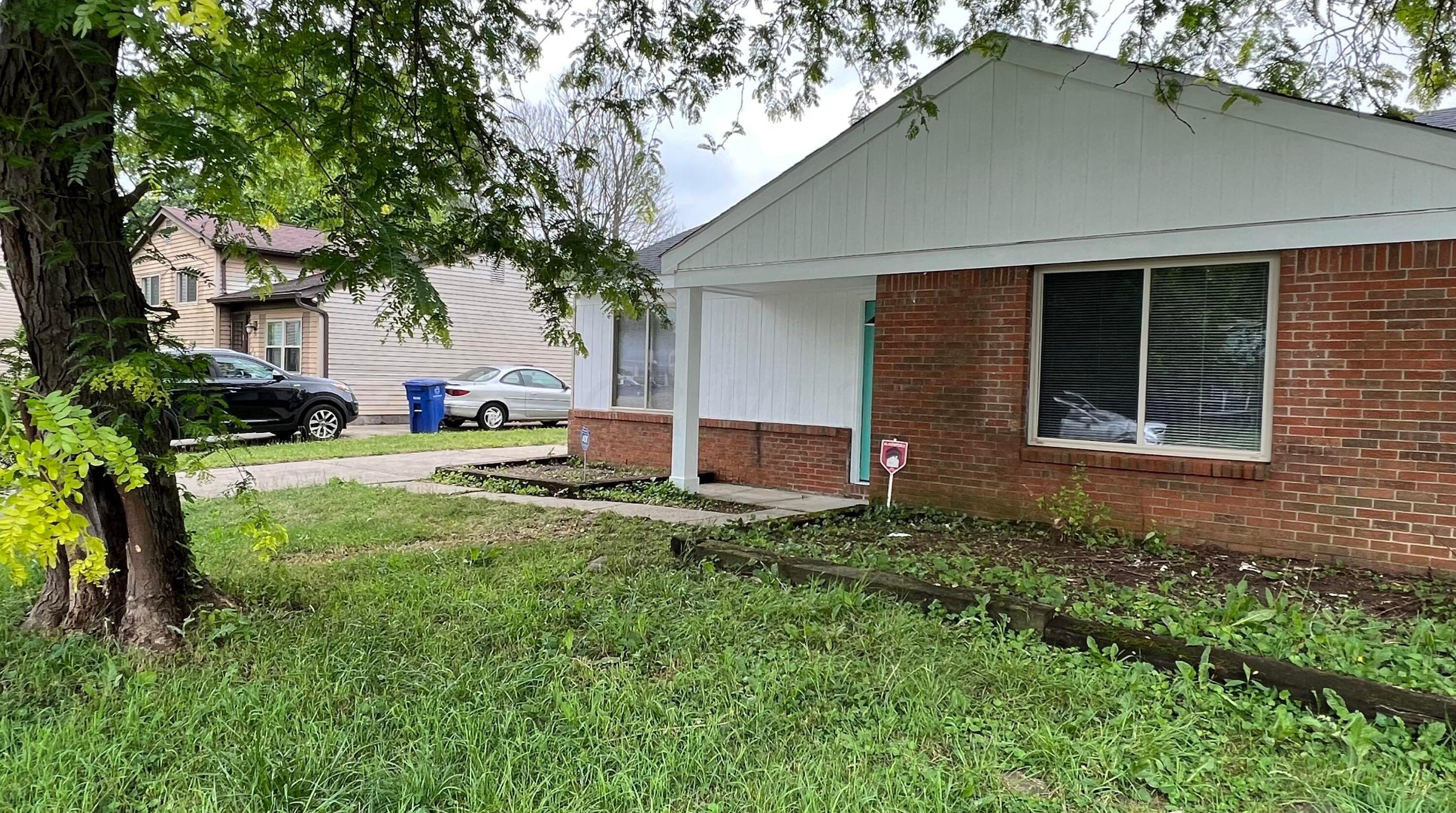 5401 Adderley Ave, Columbus OH  43232-5426 exterior