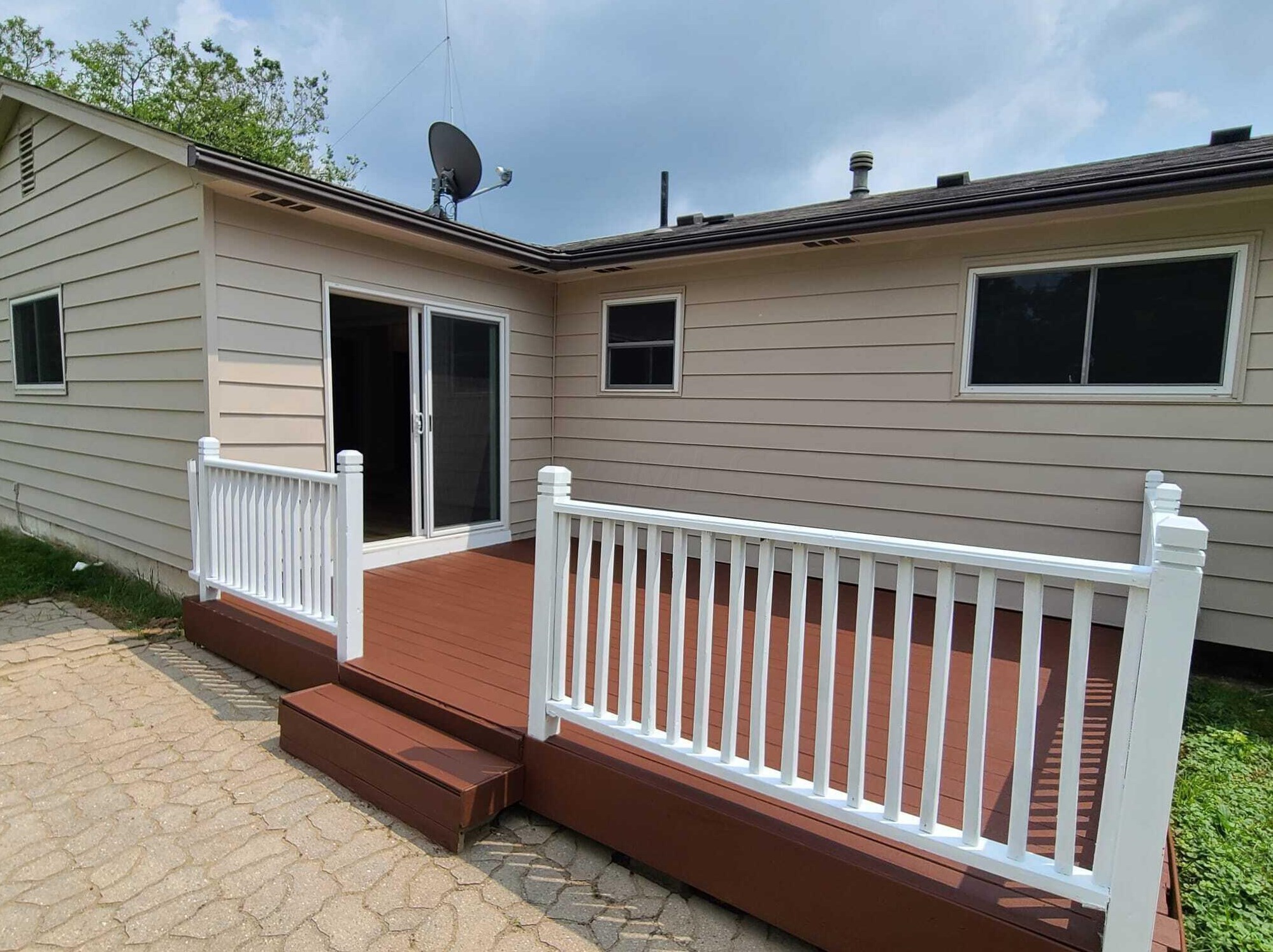 2200 Waldorf Rd, Columbus OH  43229-5352 exterior