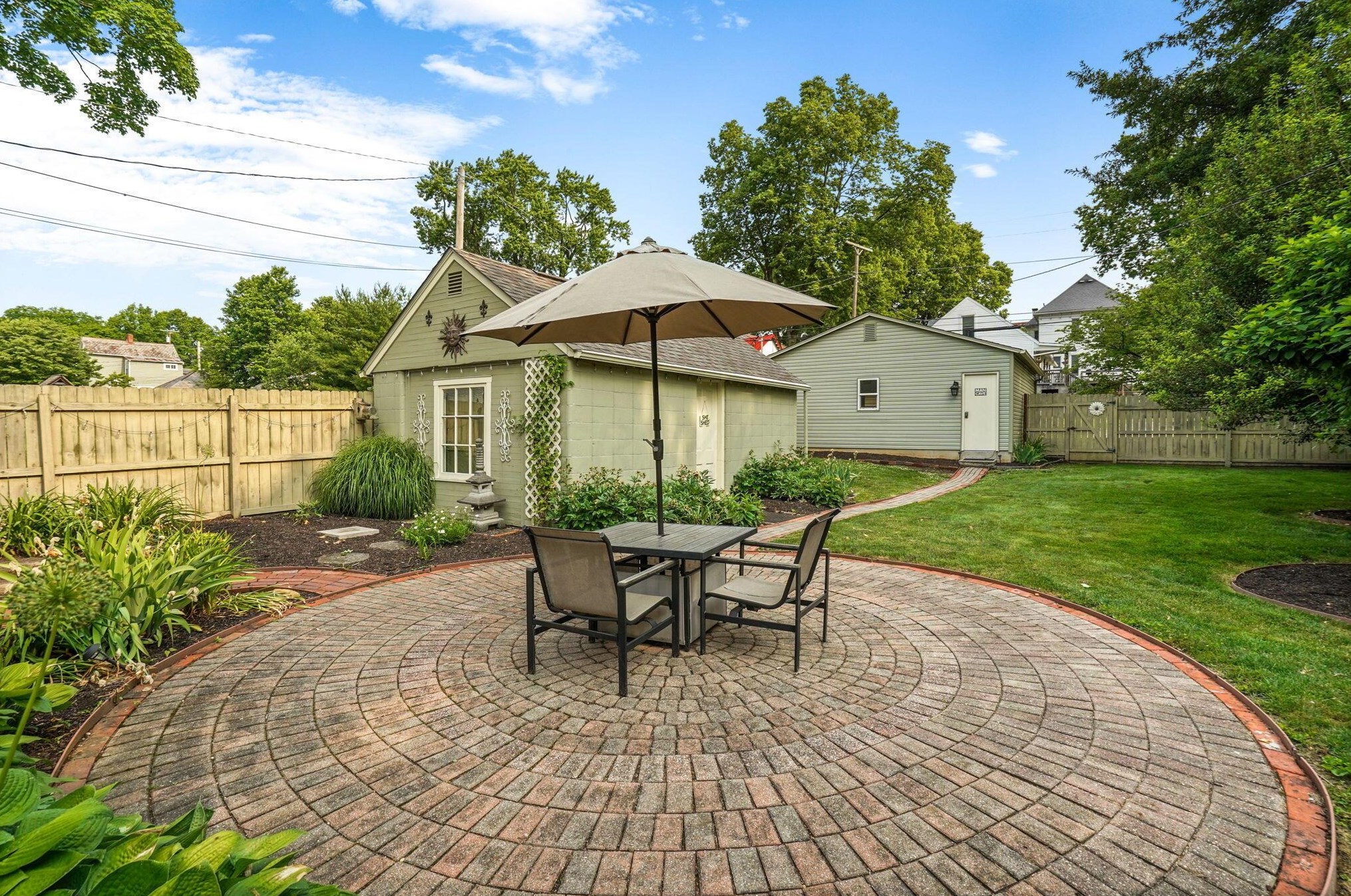 333 Wheeling St, Lancaster OH  43130-3818 exterior