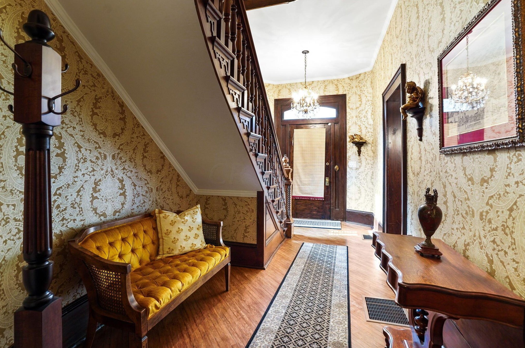 333 Wheeling St, Lancaster OH  43130-3818 exterior