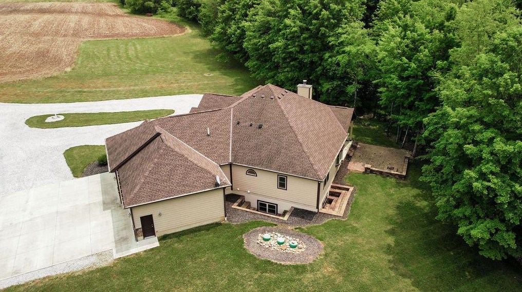 4356 Gale Rd, Granville OH  43023-9637 exterior