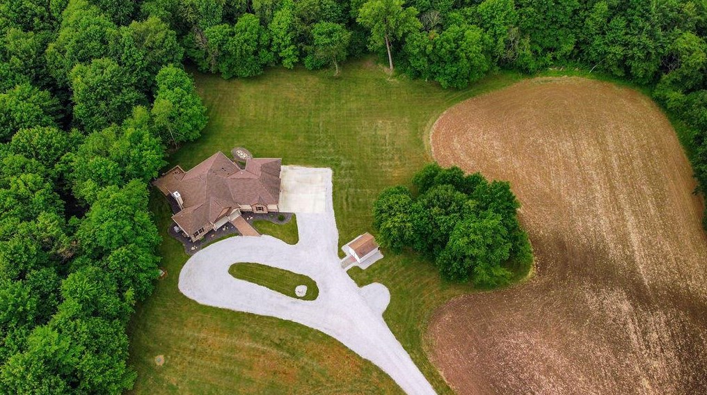 4356 Gale Rd, Granville OH  43023-9637 exterior