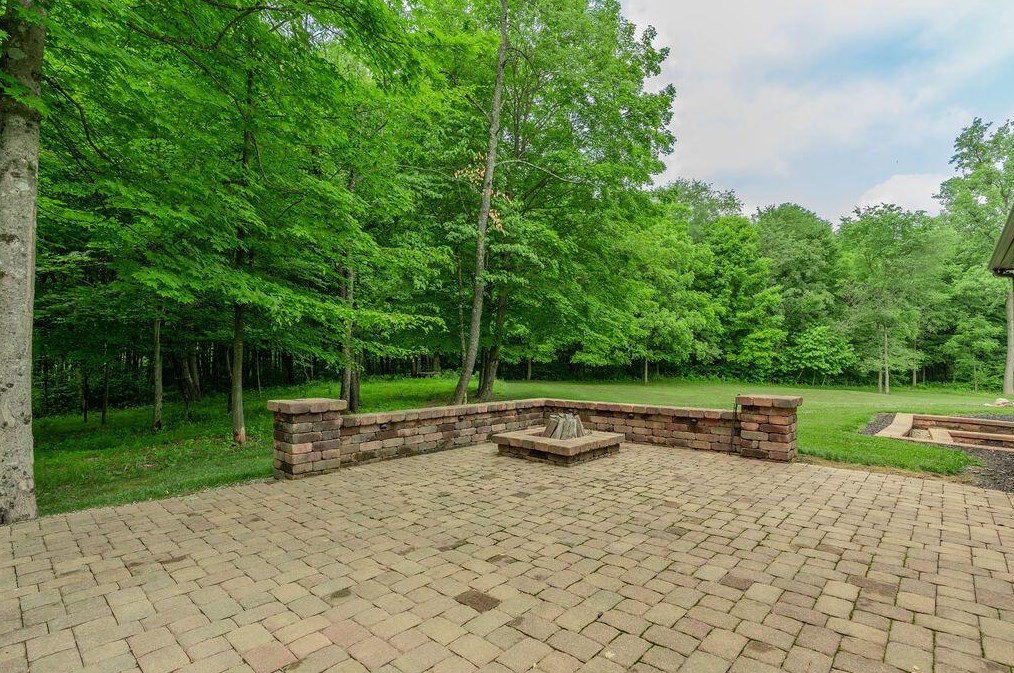 4356 Gale Rd, Granville OH  43023-9637 exterior