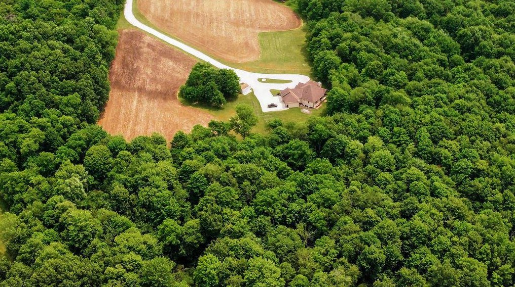 4356 Gale Rd, Granville OH  43023-9637 exterior
