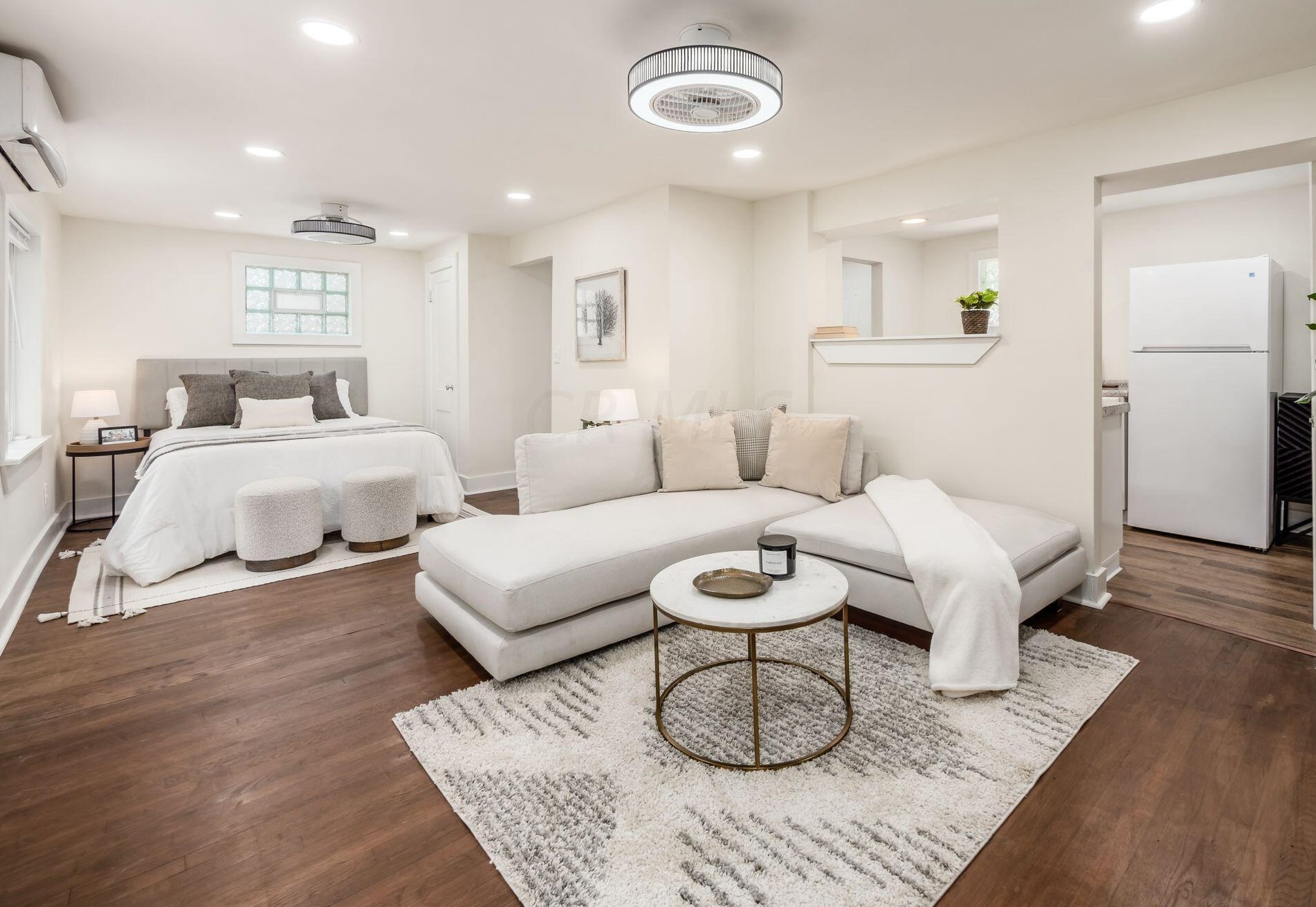 876 Campbell Ave, Columbus OH 43223-1521 exterior