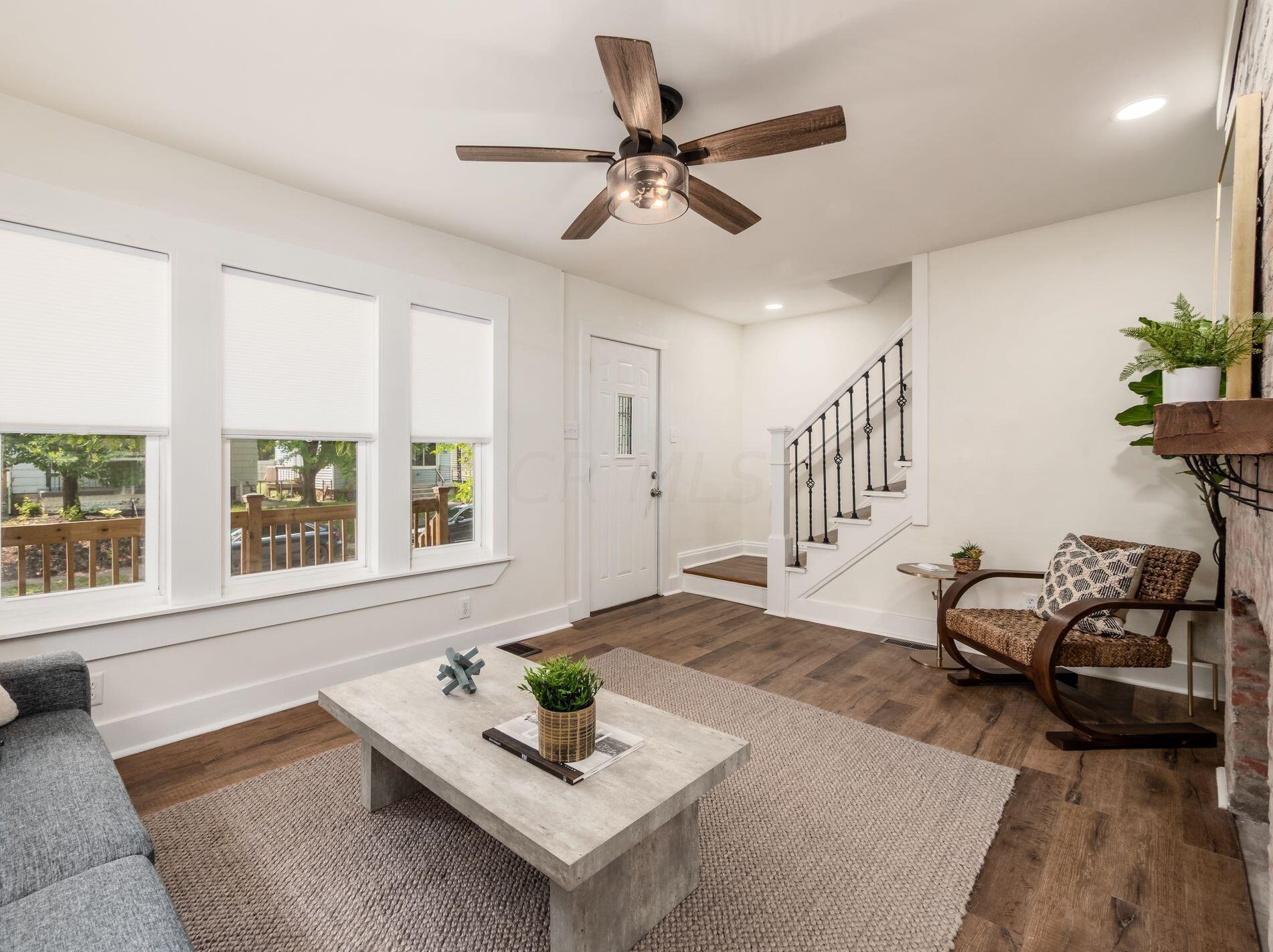 876 Campbell Ave, Columbus OH 43223-1521 exterior