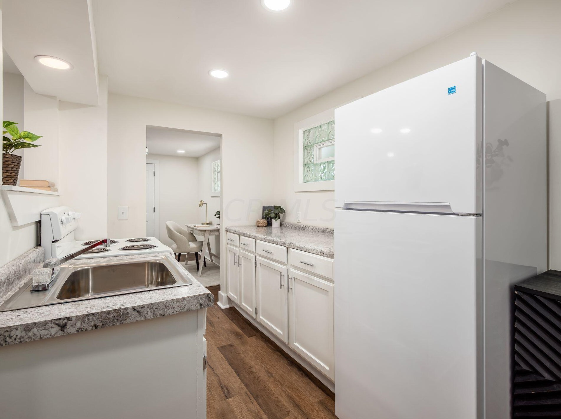 876 Campbell Ave, Columbus OH 43223-1521 exterior