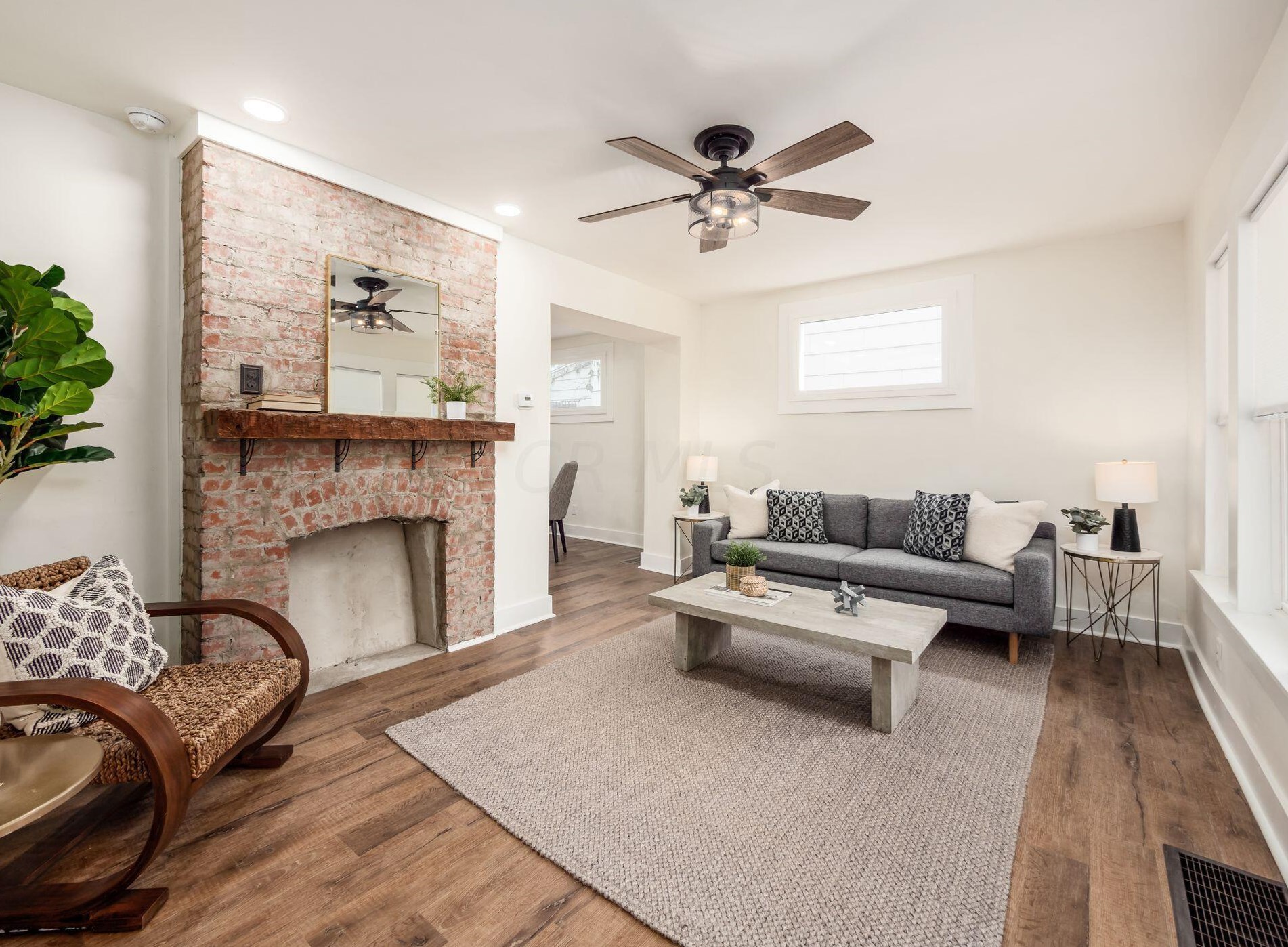 876 Campbell Ave, Columbus OH 43223-1521 exterior