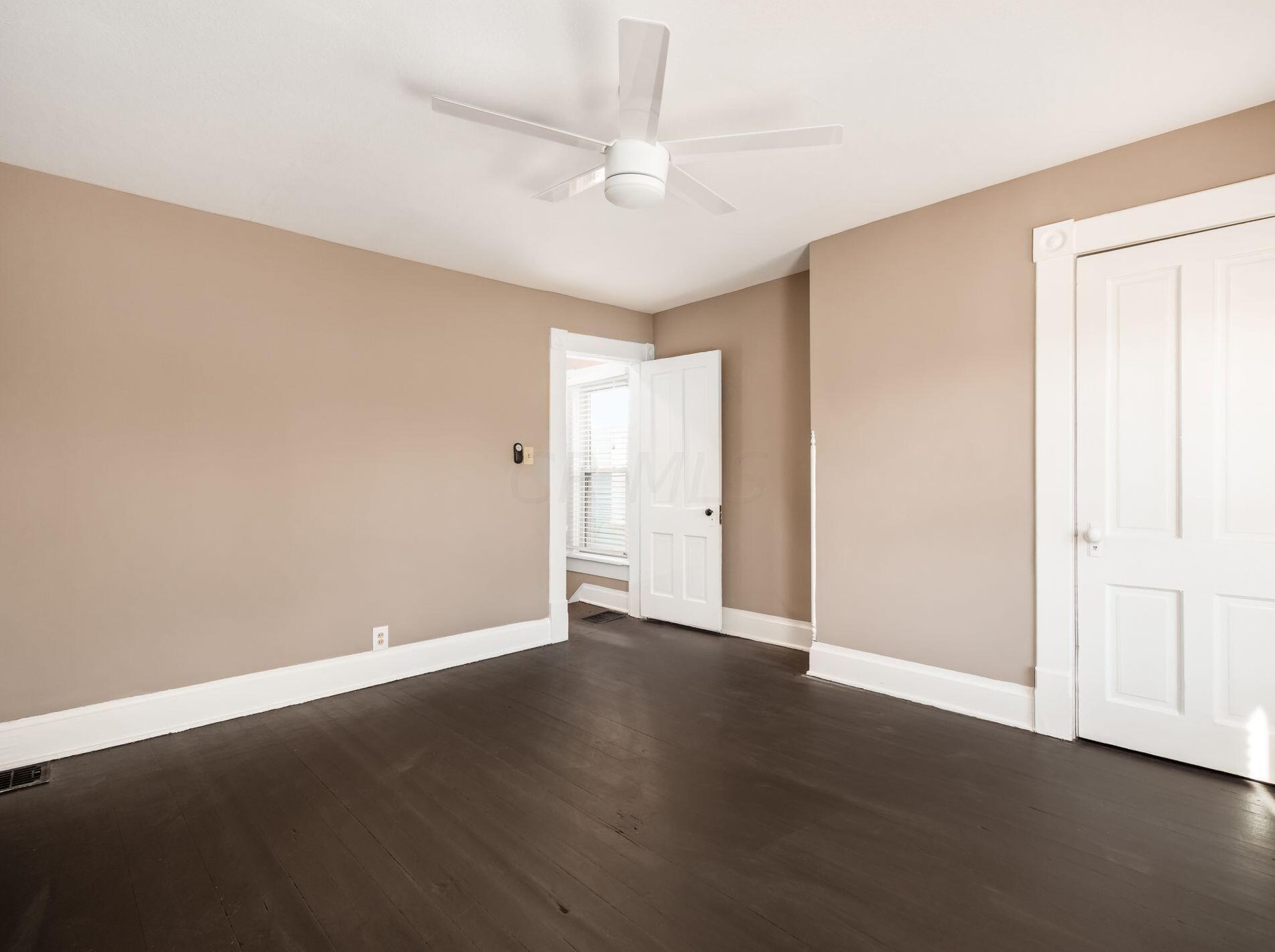 811 Ebner St, Columbus OH  43206-2211 exterior