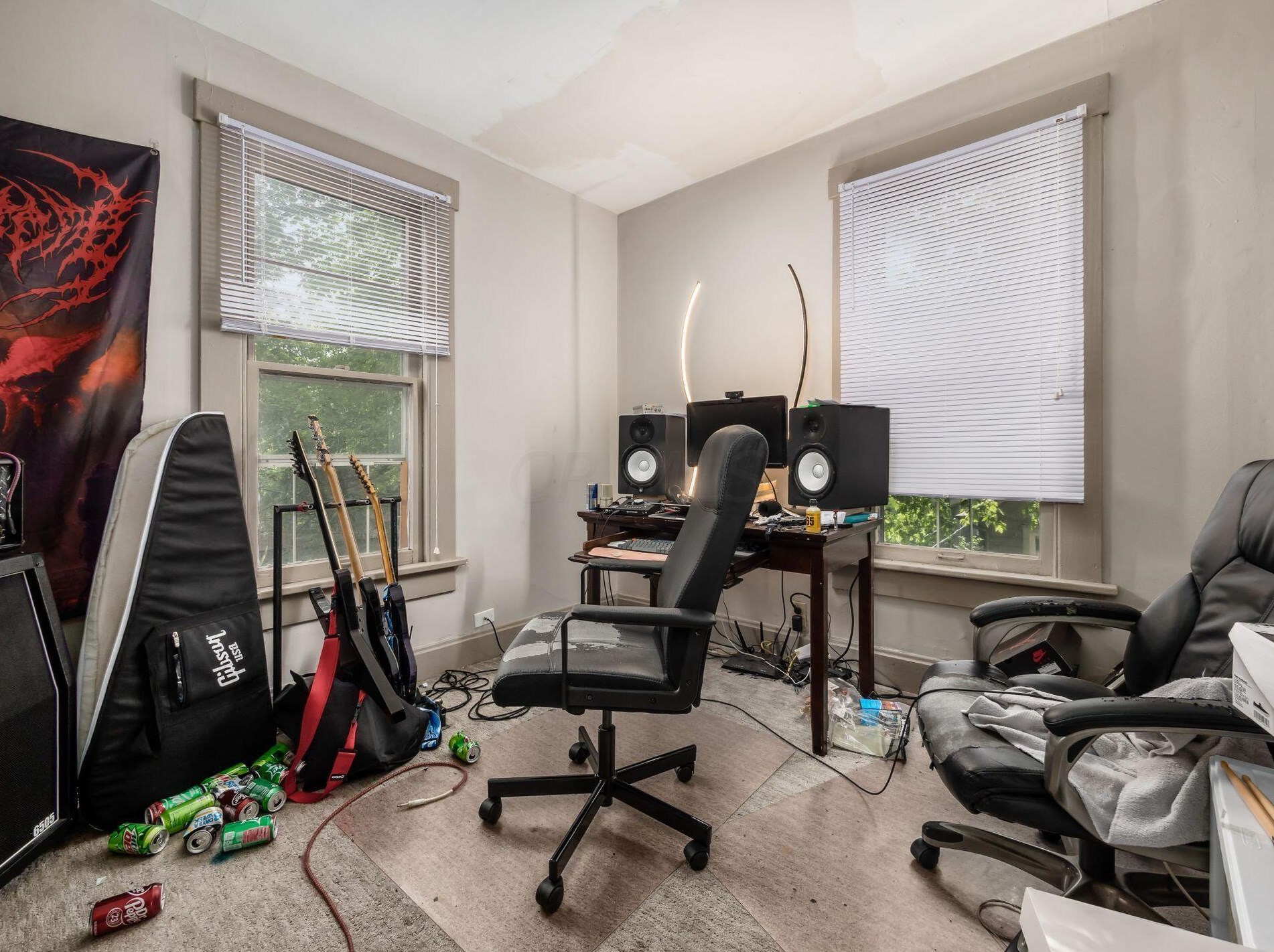 811 Ebner St, Columbus OH  43206-2211 exterior