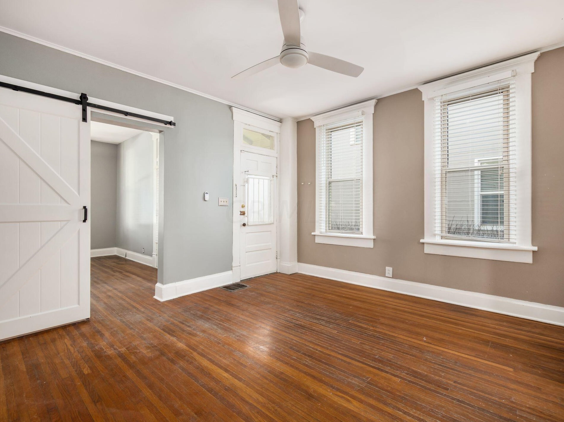 811 Ebner St, Columbus OH  43206-2211 exterior