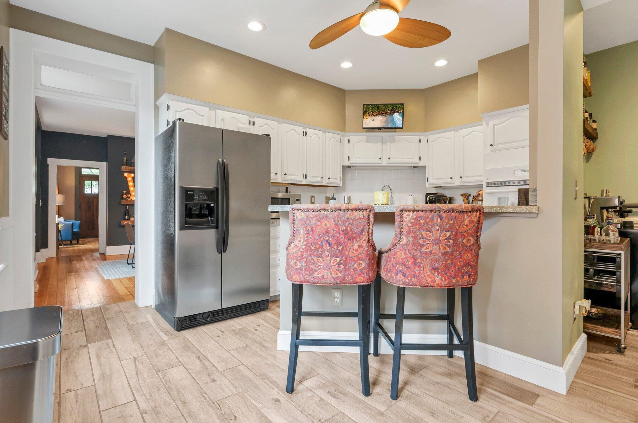 678 9 St, Columbus OH 43215-3973 exterior