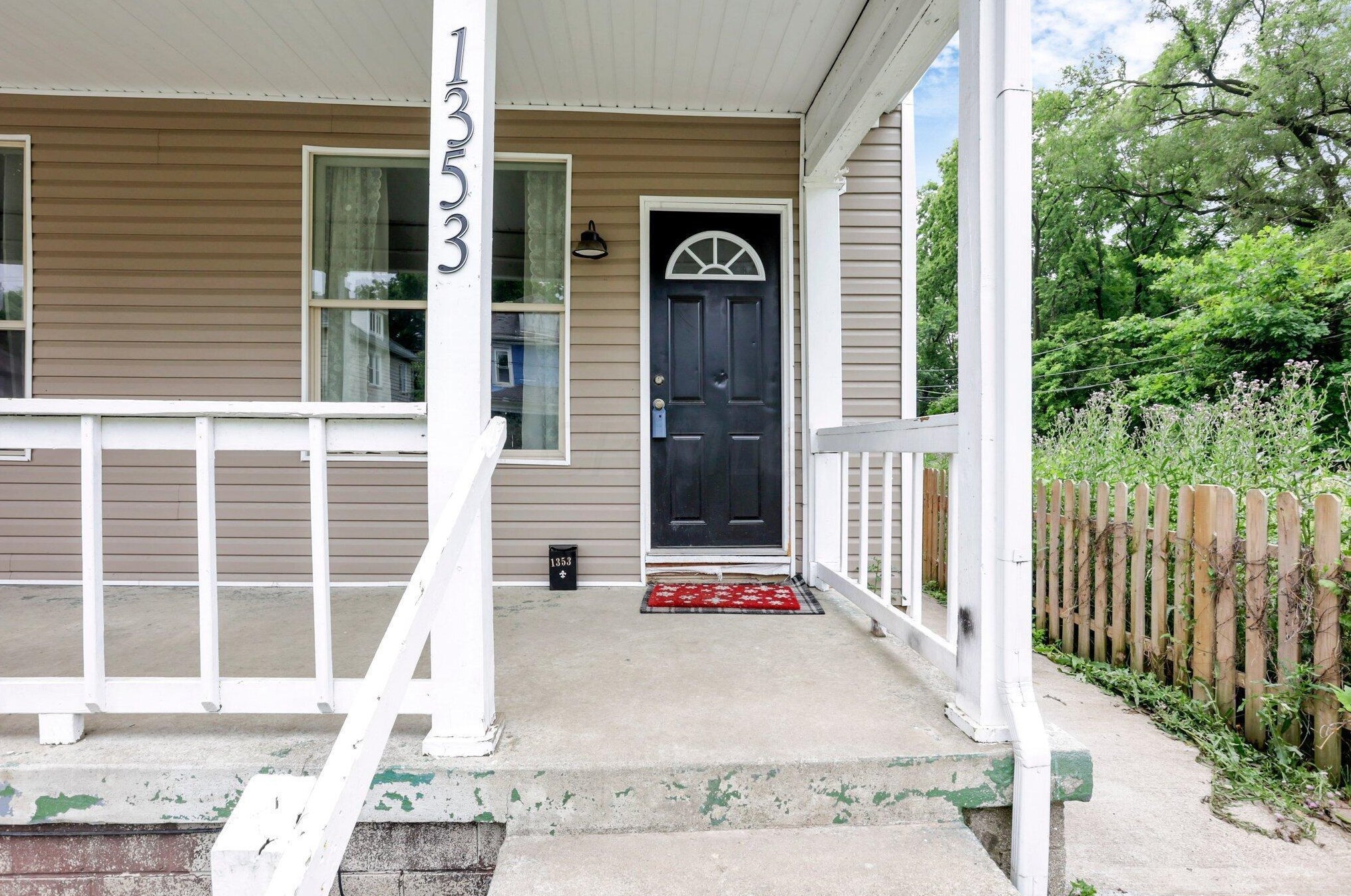 1353 Fulton St, Columbus OH 43205-2403 exterior