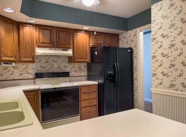 144 Pearce Pl, Urbana OH  43078-9488 exterior