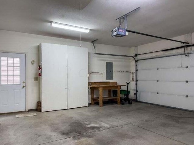 144 Pearce Pl, Urbana OH  43078-9488 exterior