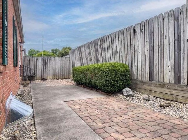 144 Pearce Pl, Urbana OH  43078-9488 exterior