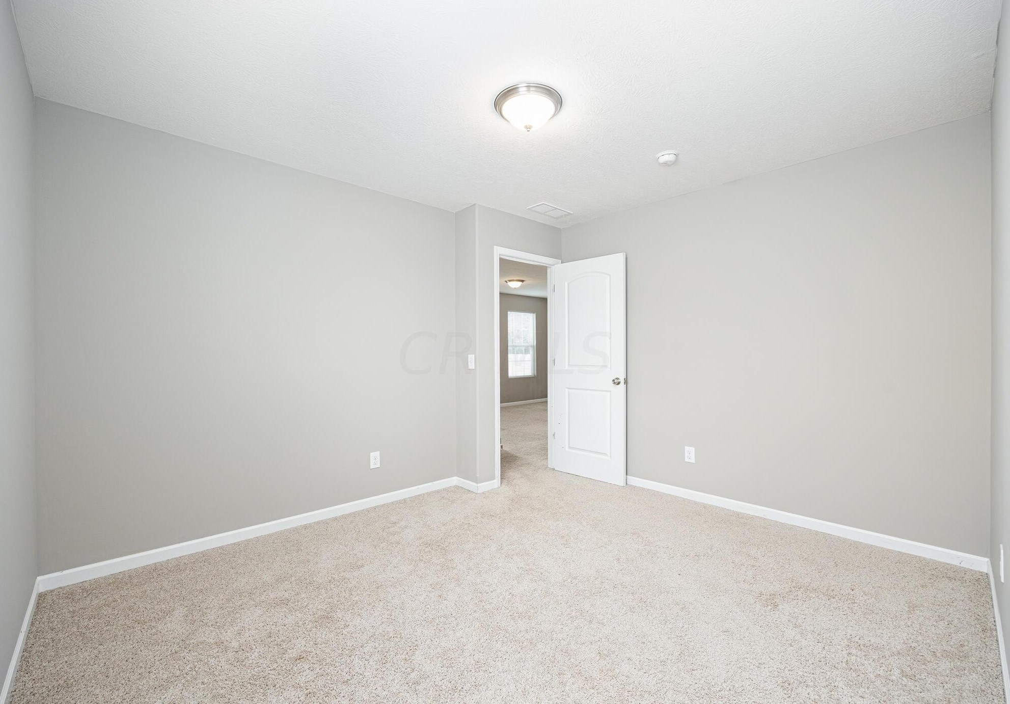 5702 Alliance Way, Columbus OH  43228-8948 exterior