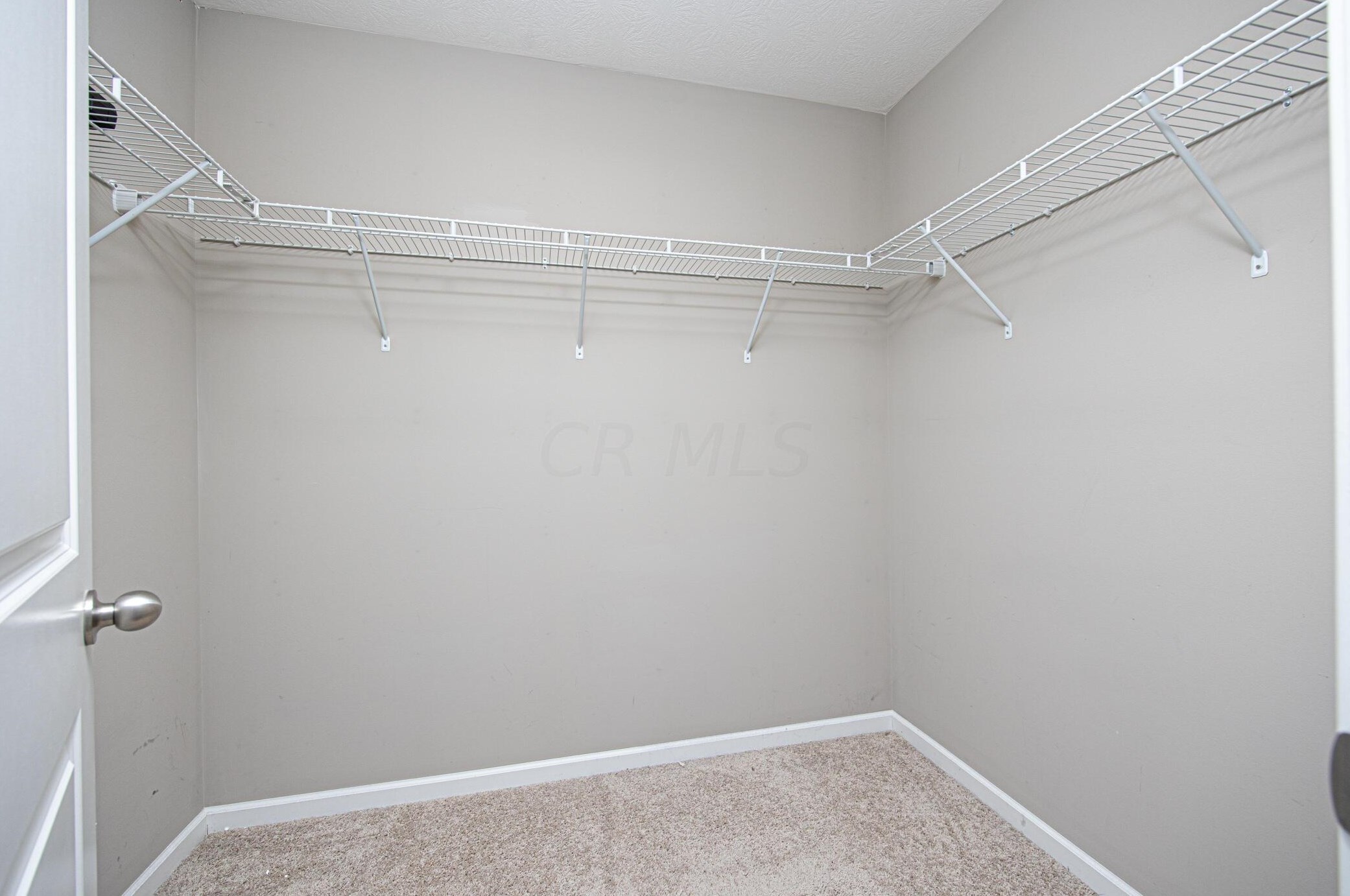 5702 Alliance Way, Columbus OH  43228-8948 exterior