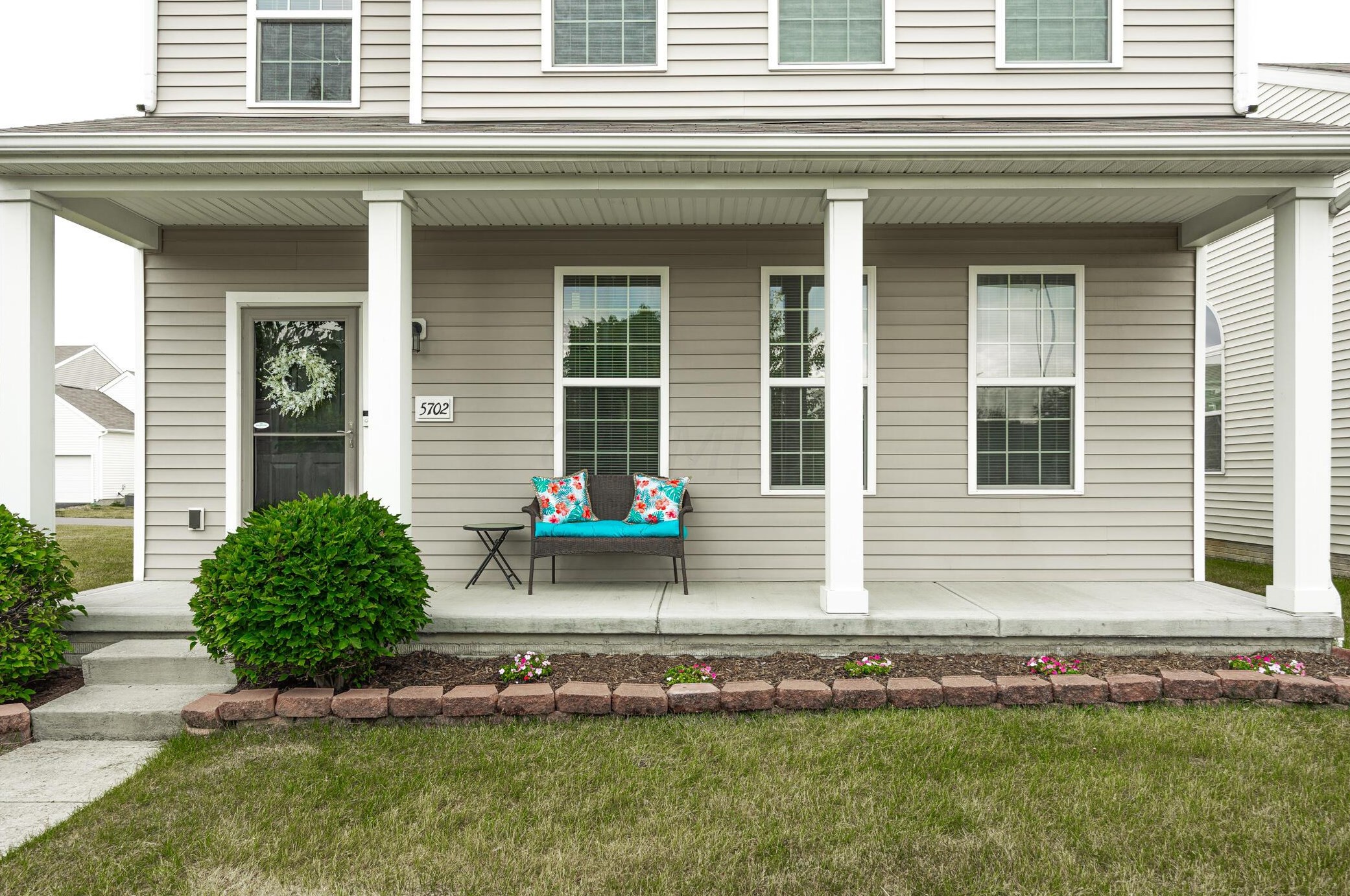 5702 Alliance Way, Columbus OH  43228-8948 exterior