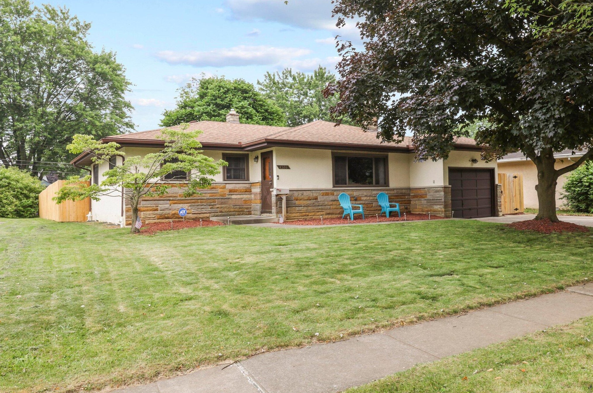 4386 Marland Dr, Columbus OH  43224-1015 exterior