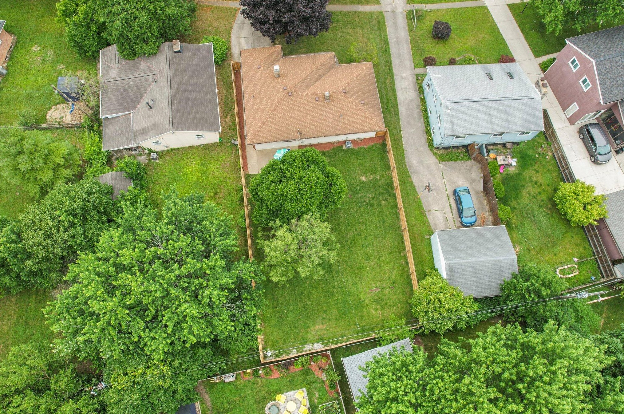 4386 Marland Dr, Columbus OH  43224-1015 exterior