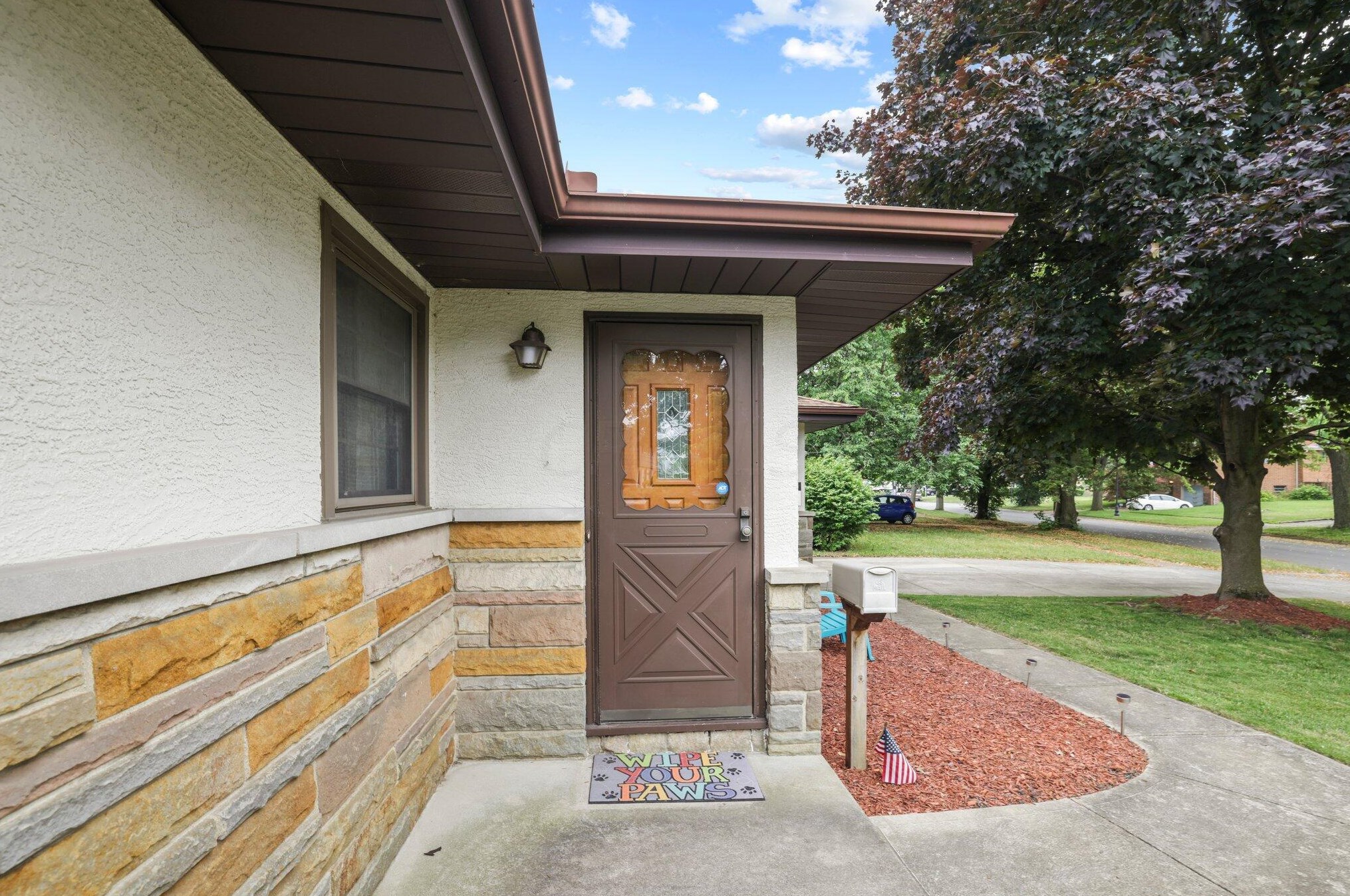 4386 Marland Dr, Columbus OH  43224-1015 exterior