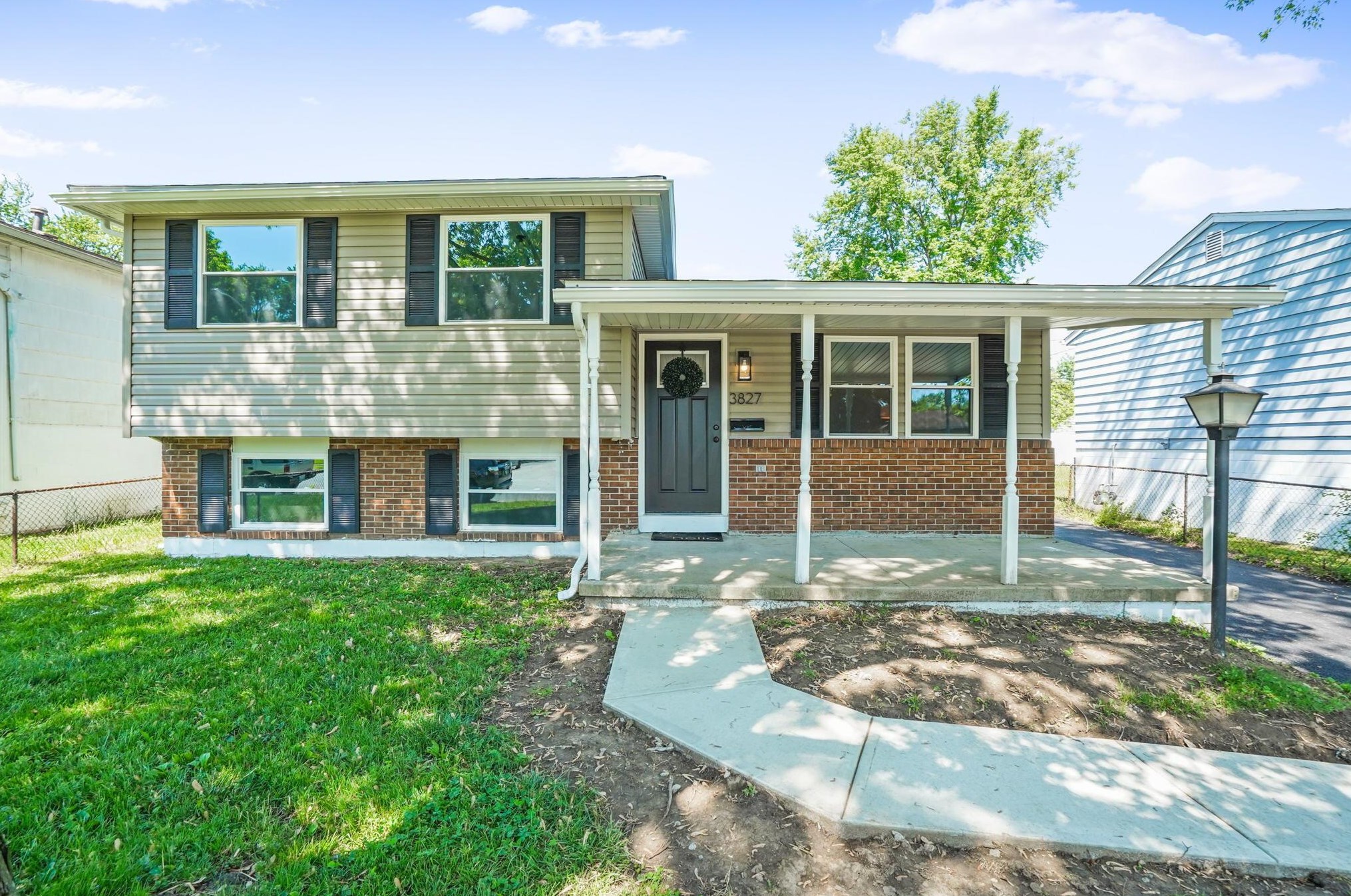 3827 Edendale Rd, Columbus OH  43207-4121 exterior