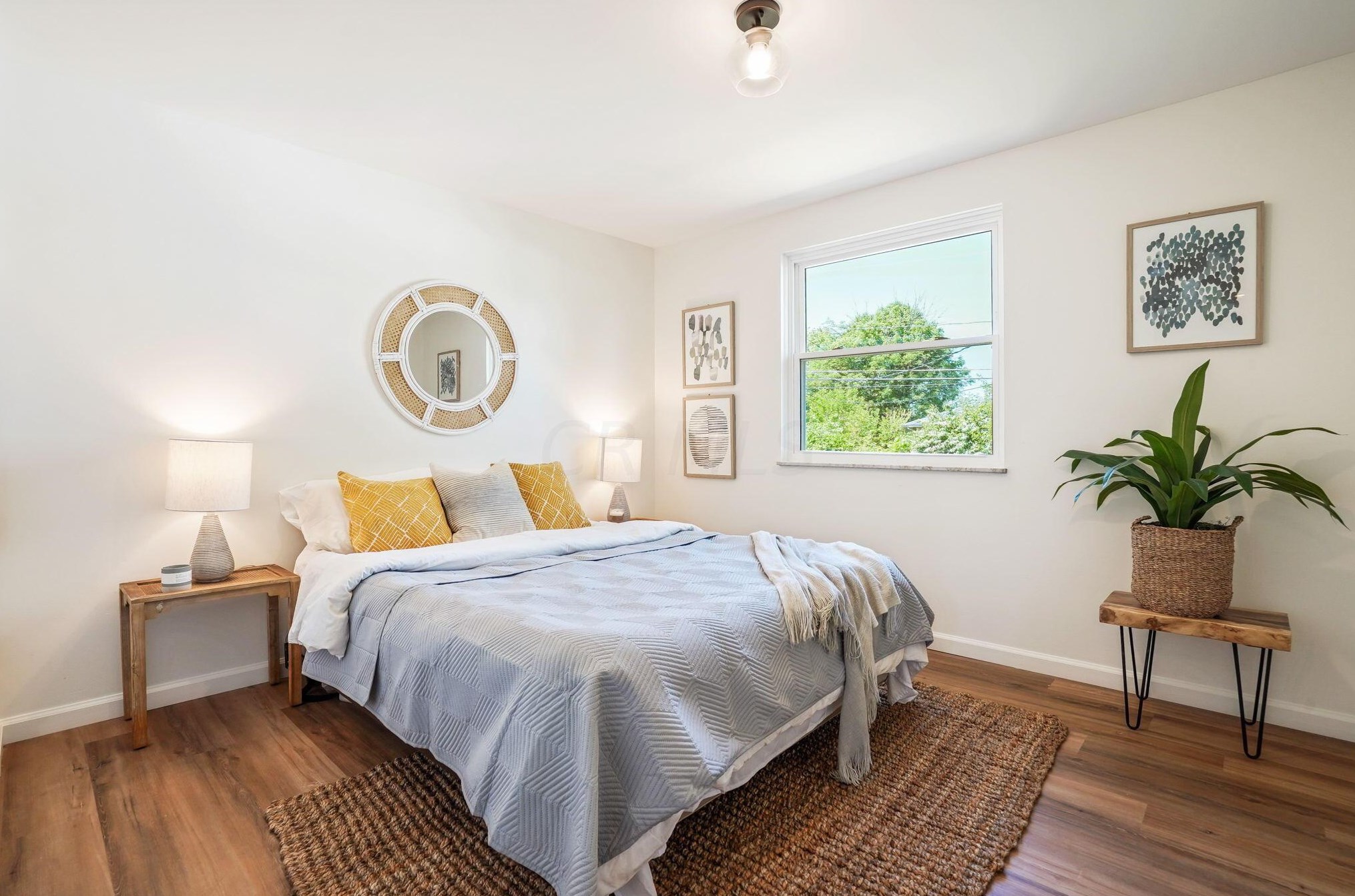 3827 Edendale Rd, Columbus OH  43207-4121 exterior